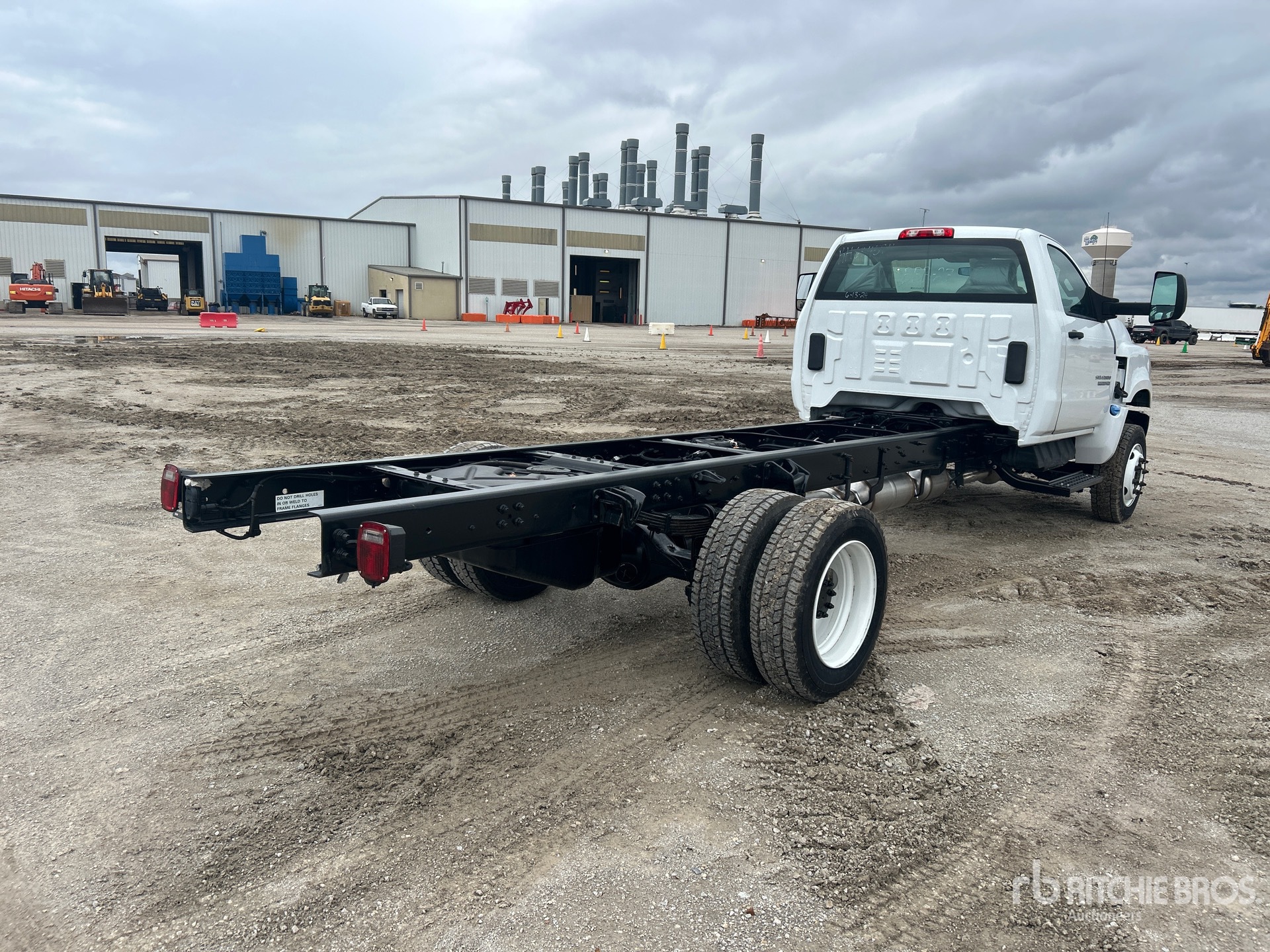 2024 Chevrolet SILVERADO 5500H