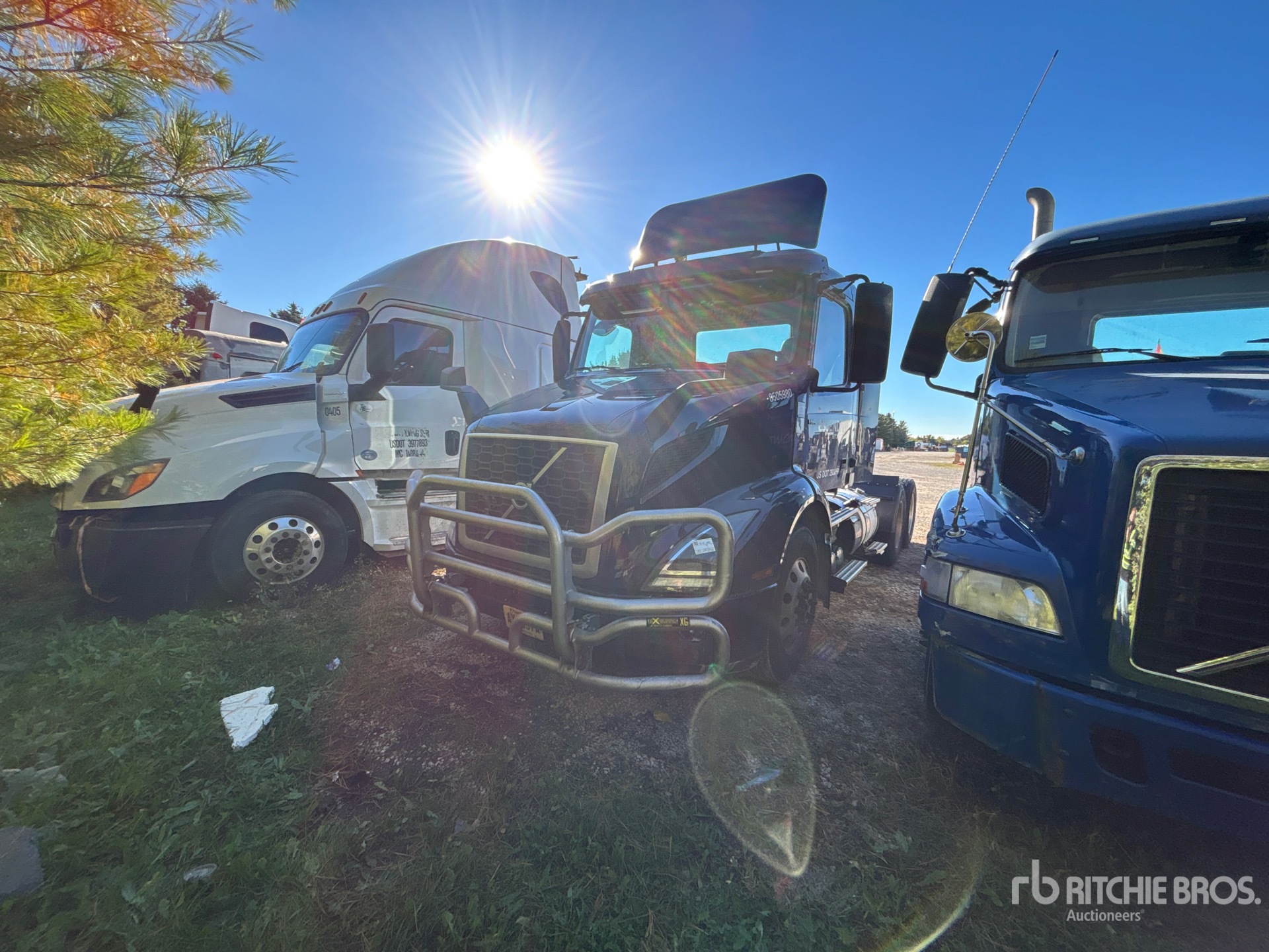 Photo of 2019 Volvo VNR