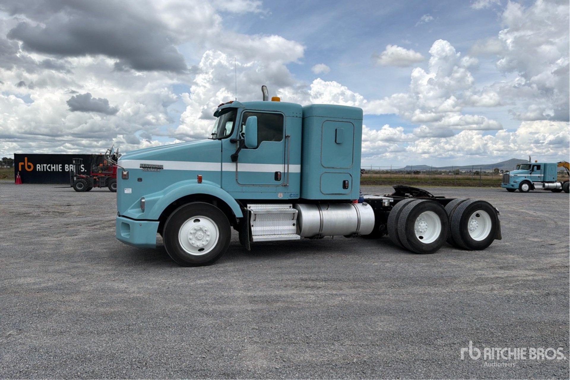 2016 Kenworth T800