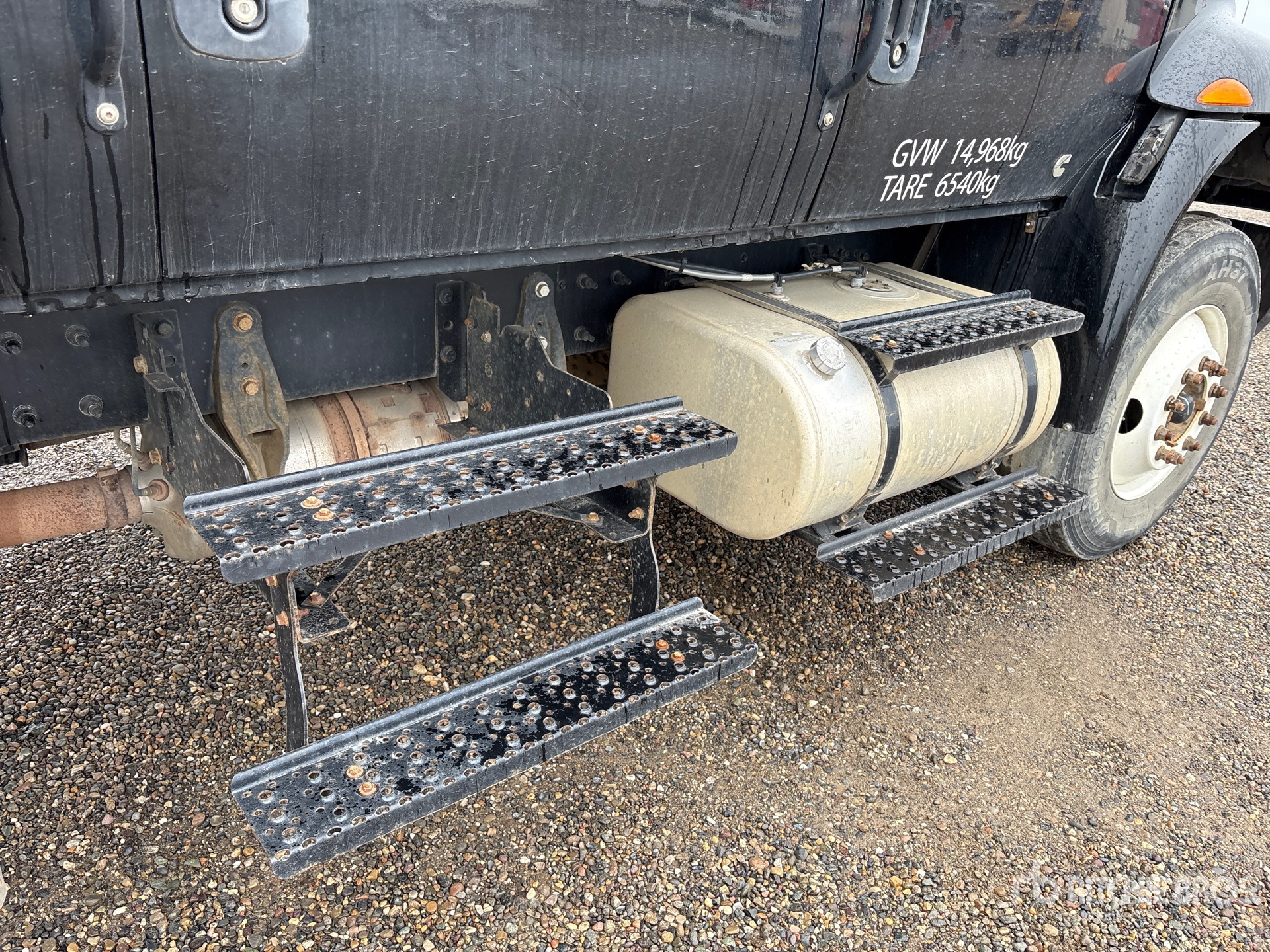 2019 International DuraStar 4300