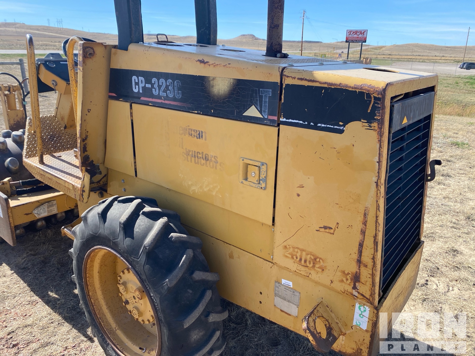 2000 Caterpillar CP-323C