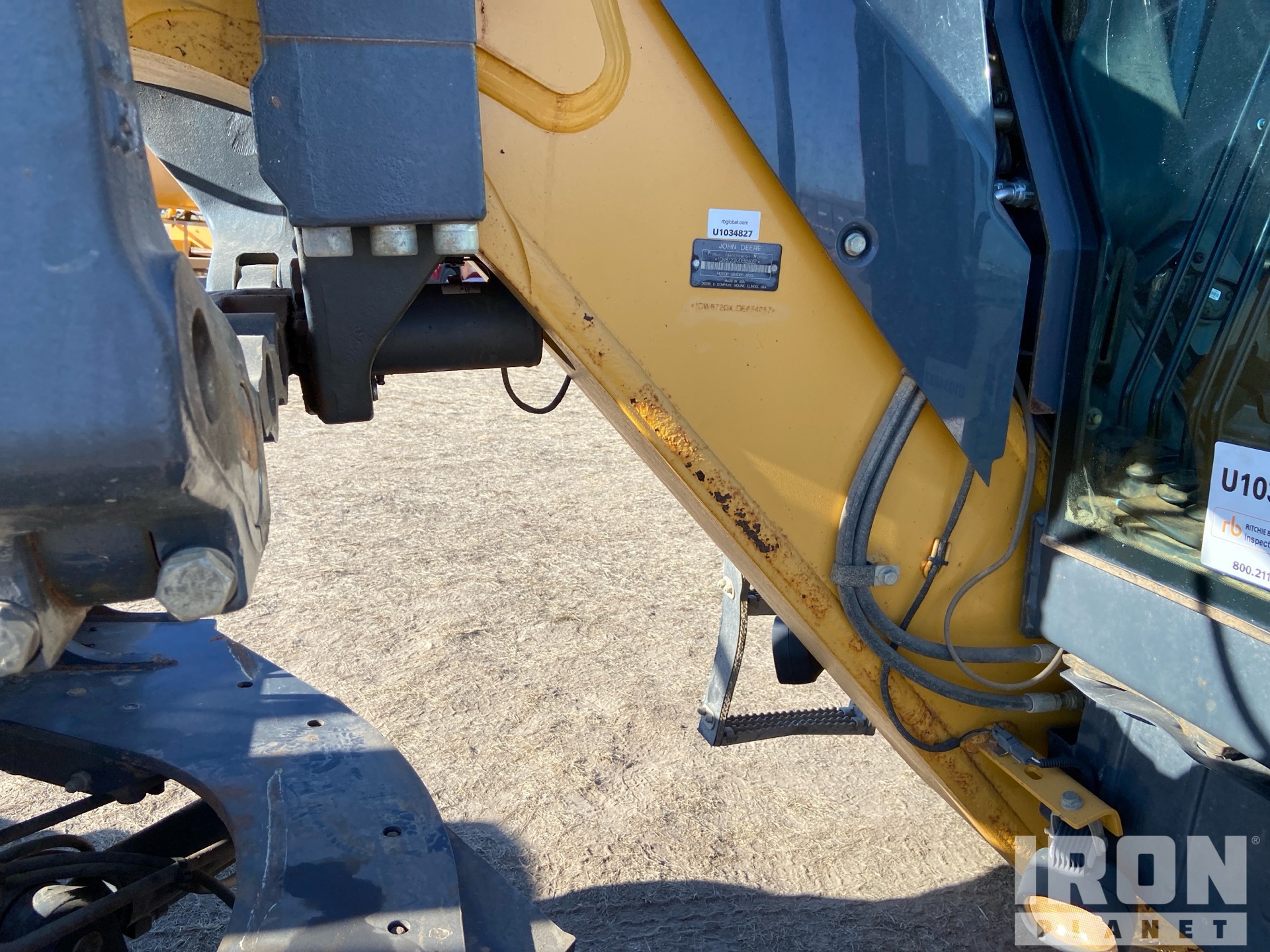 2013 John Deere 872G