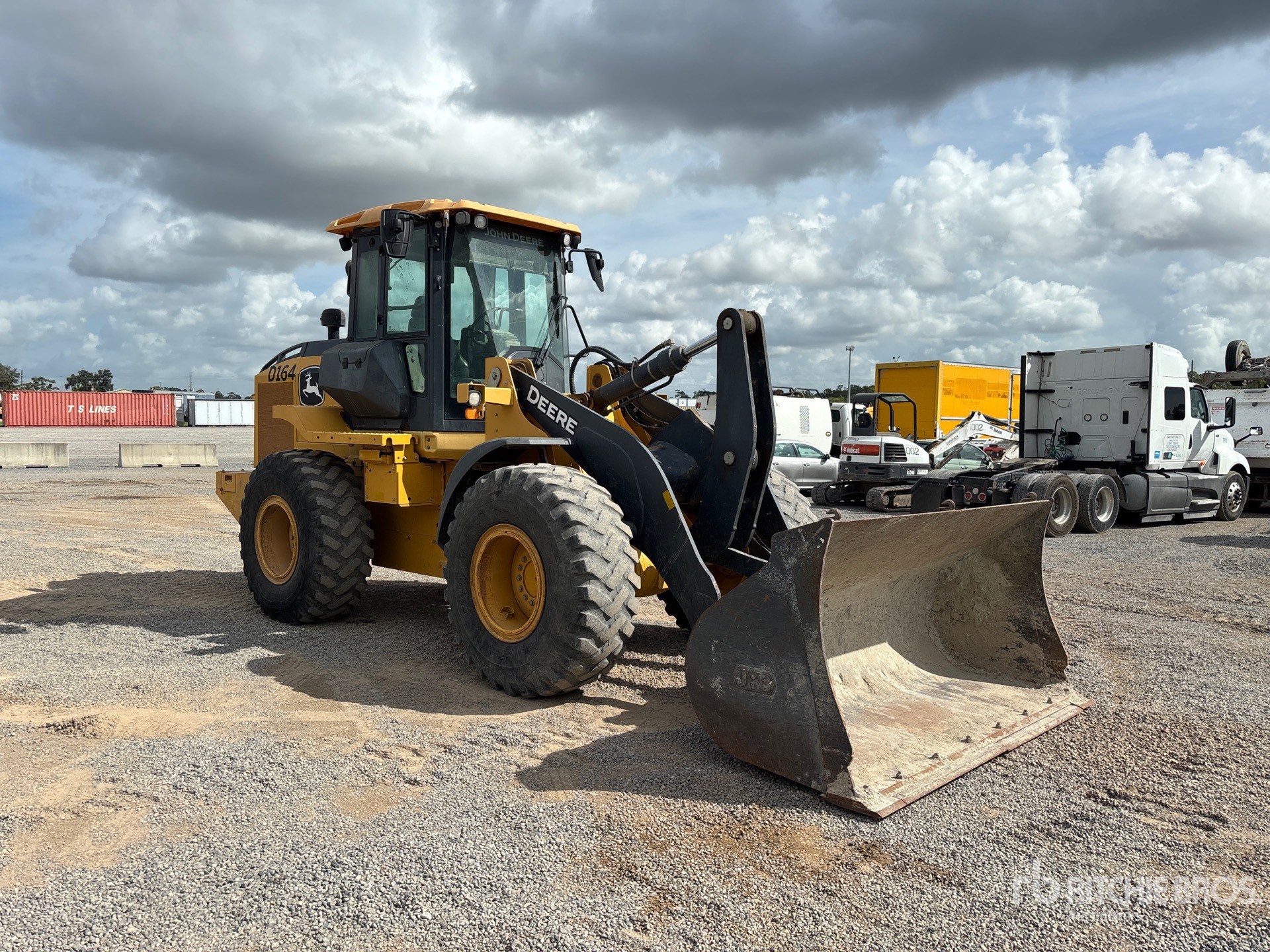 2019 John Deere 524L