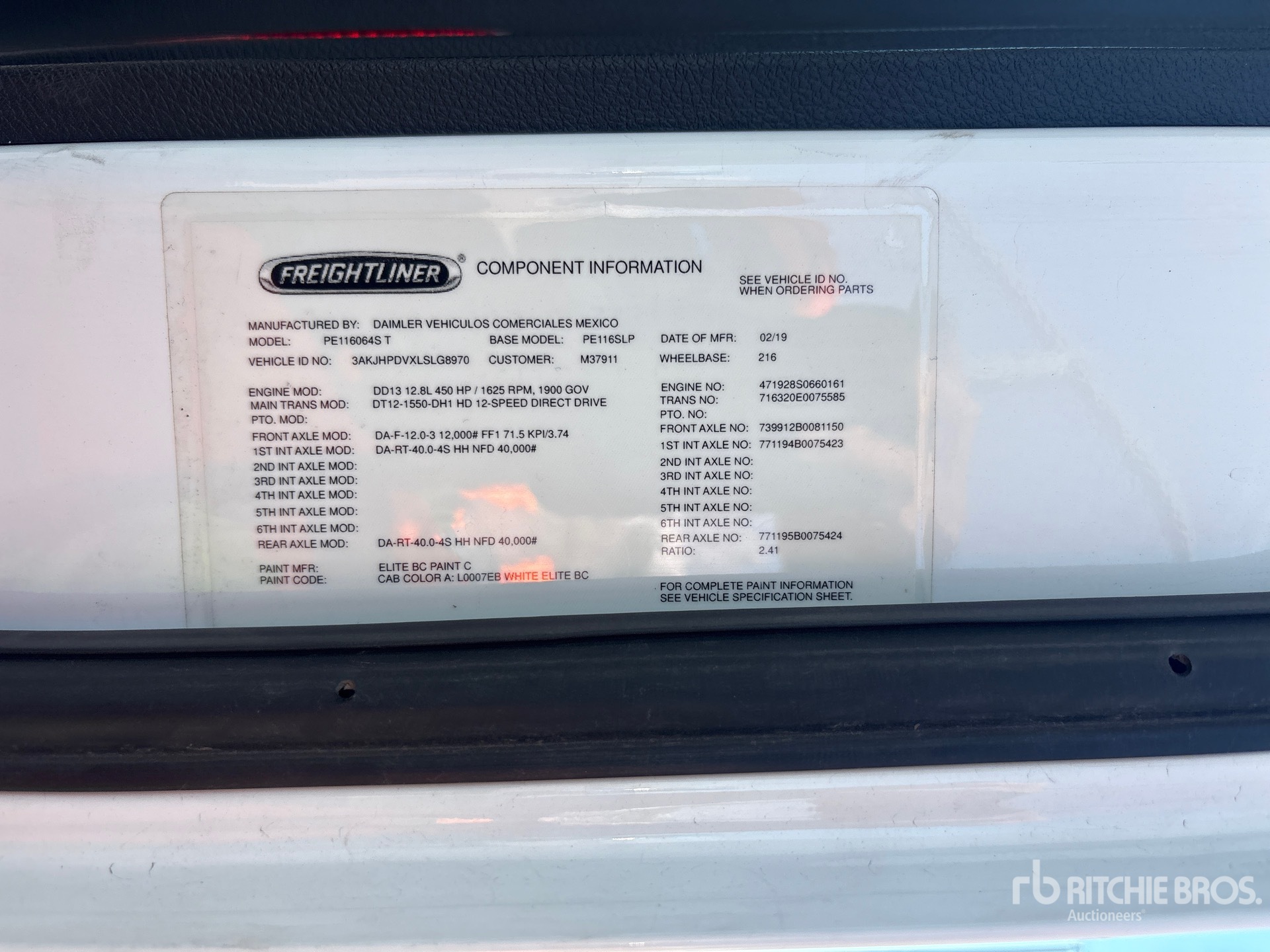 2020 Freightliner CASCADIA 116
