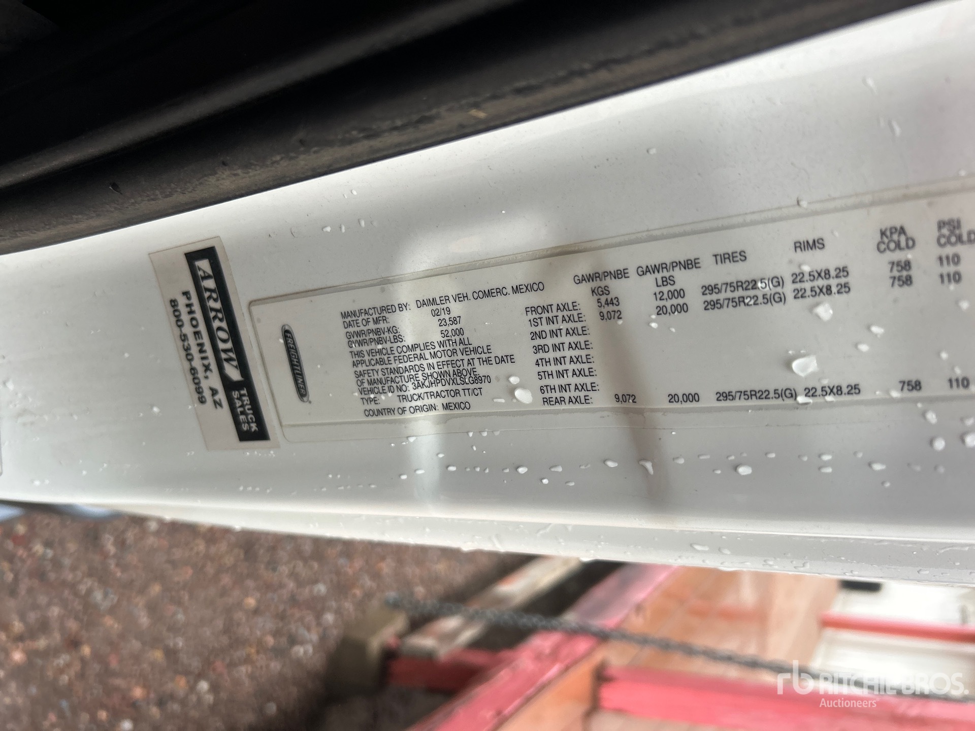 2020 Freightliner CASCADIA 116