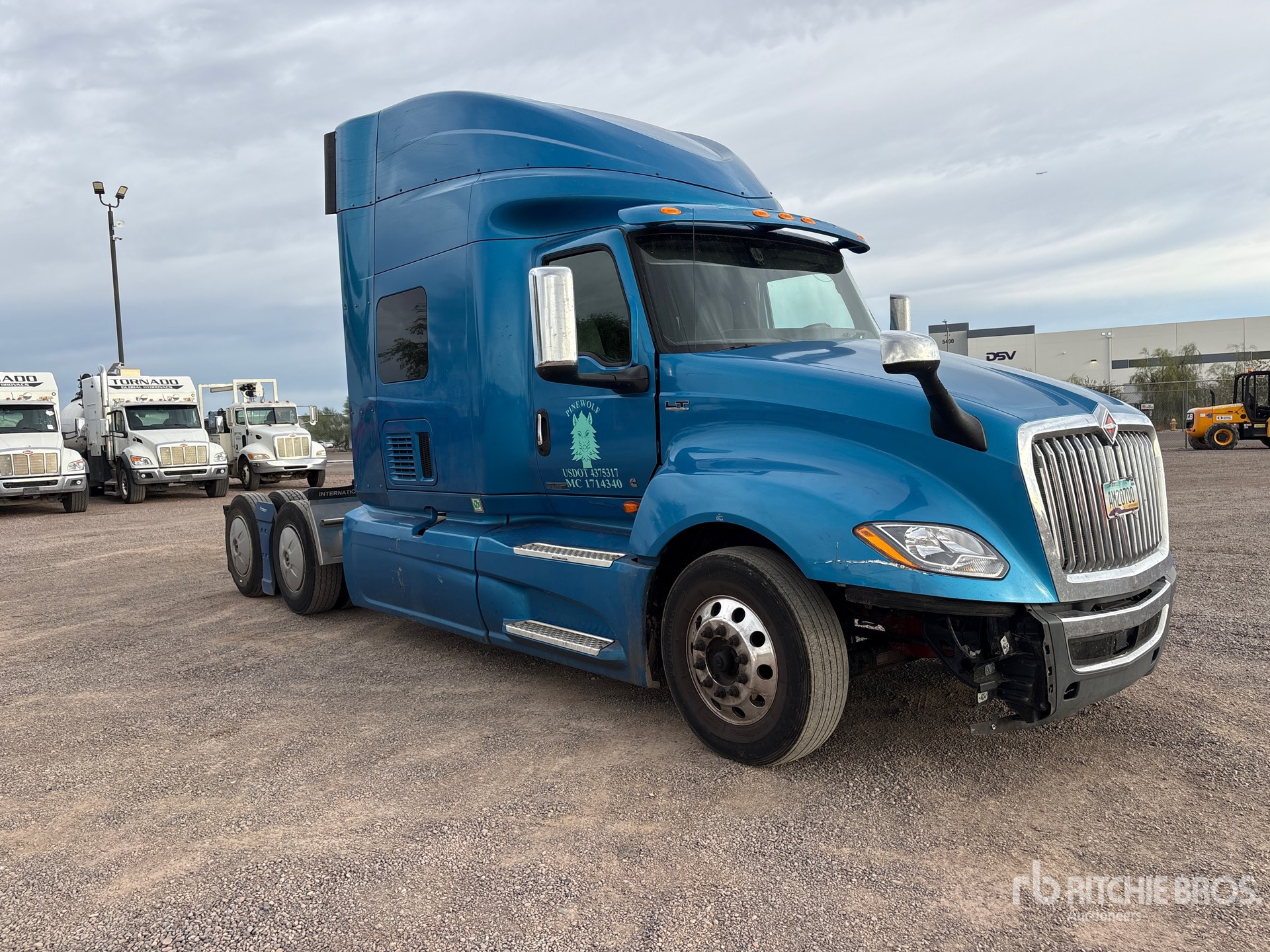 2019 International LT625