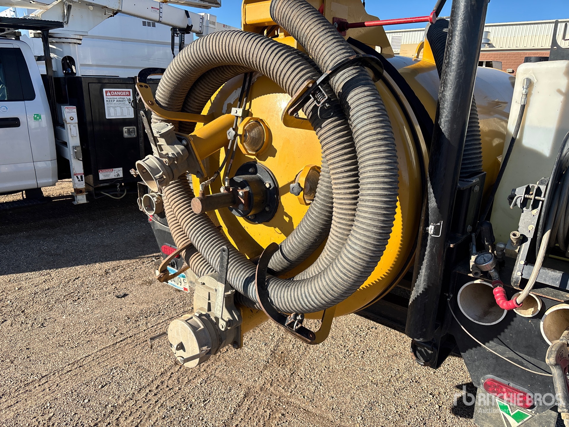 2025 Vermeer LP873SDT
