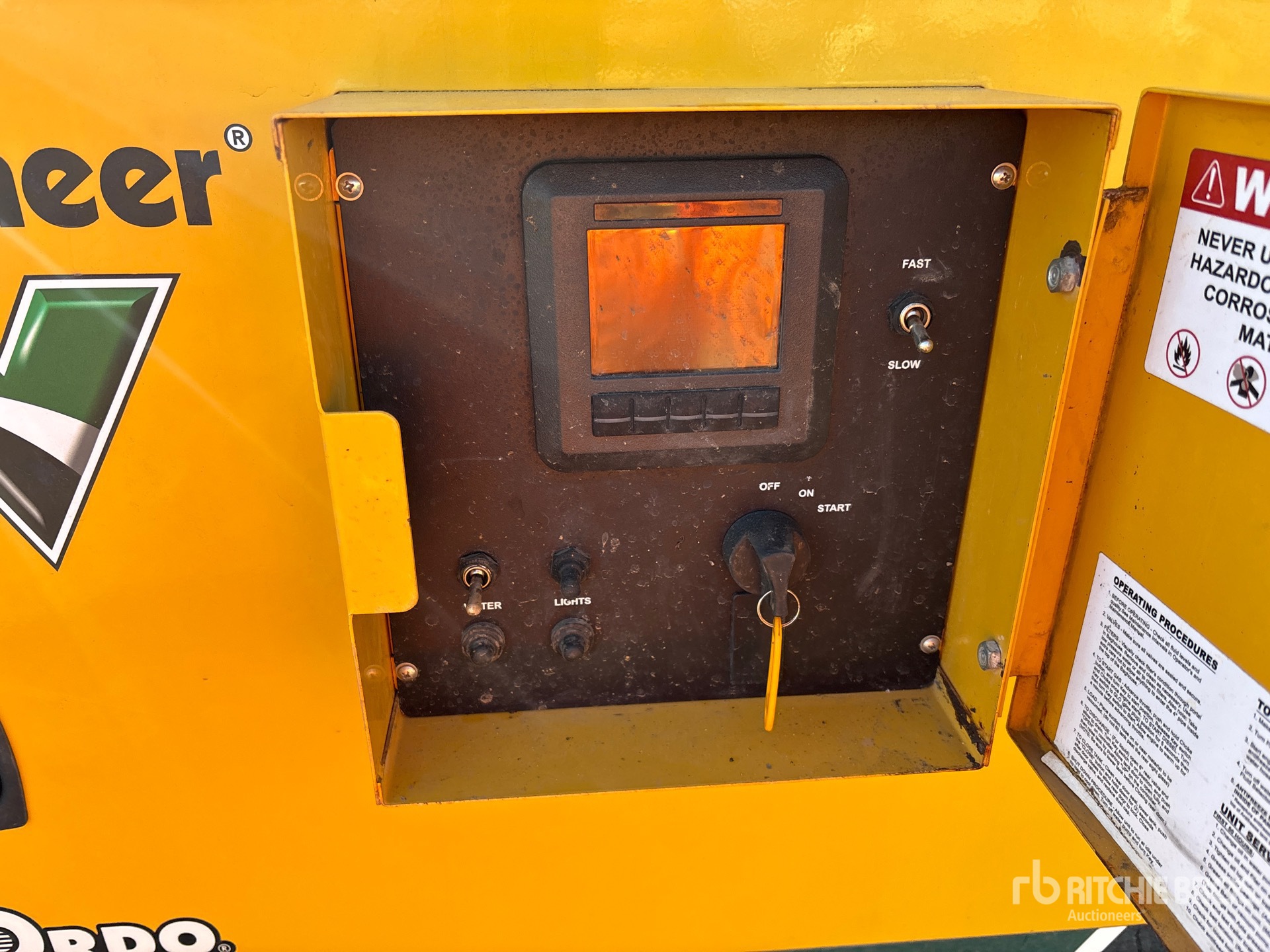 2025 Vermeer LP873SDT