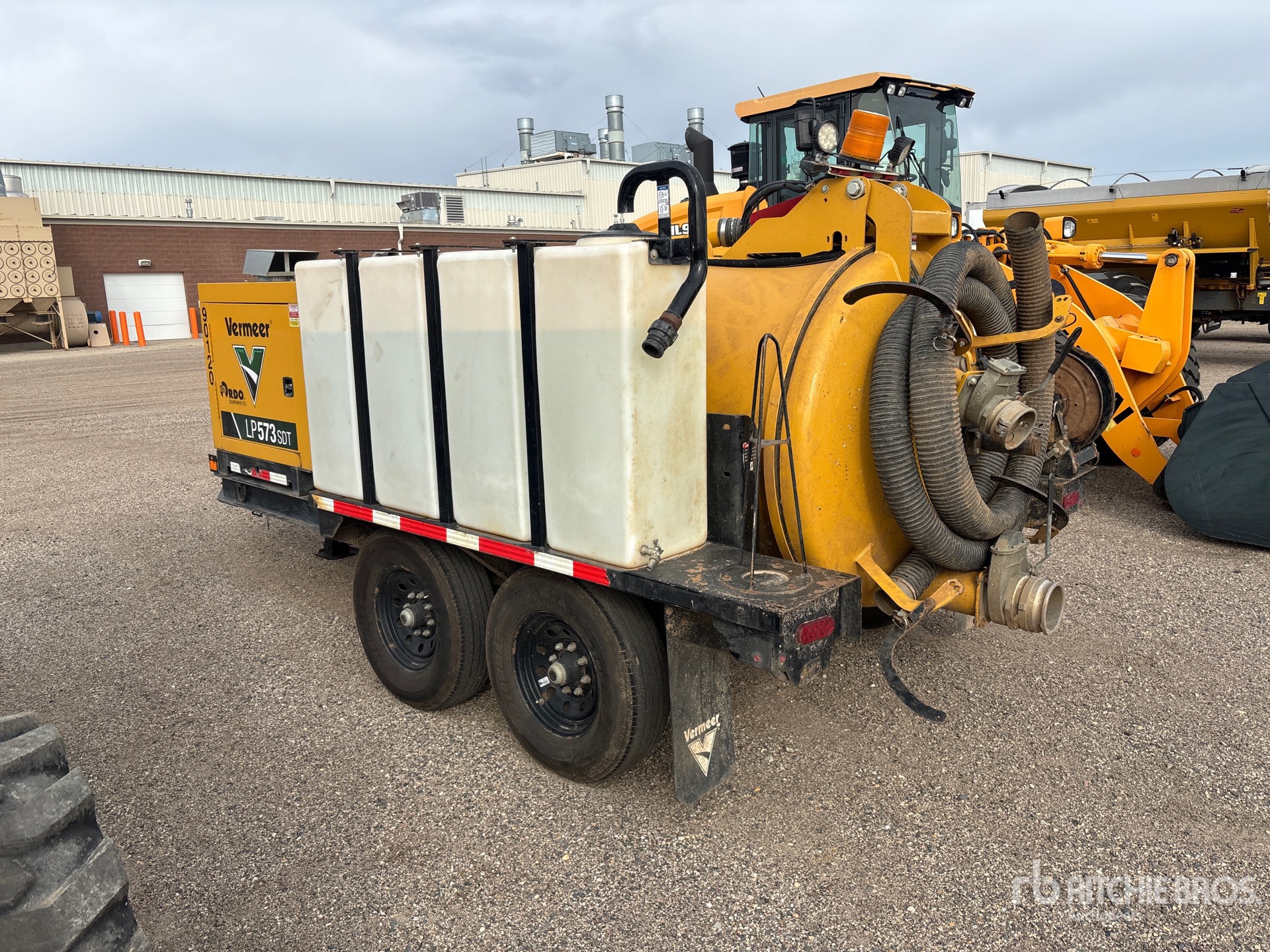 2024 Vermeer LP573SDT
