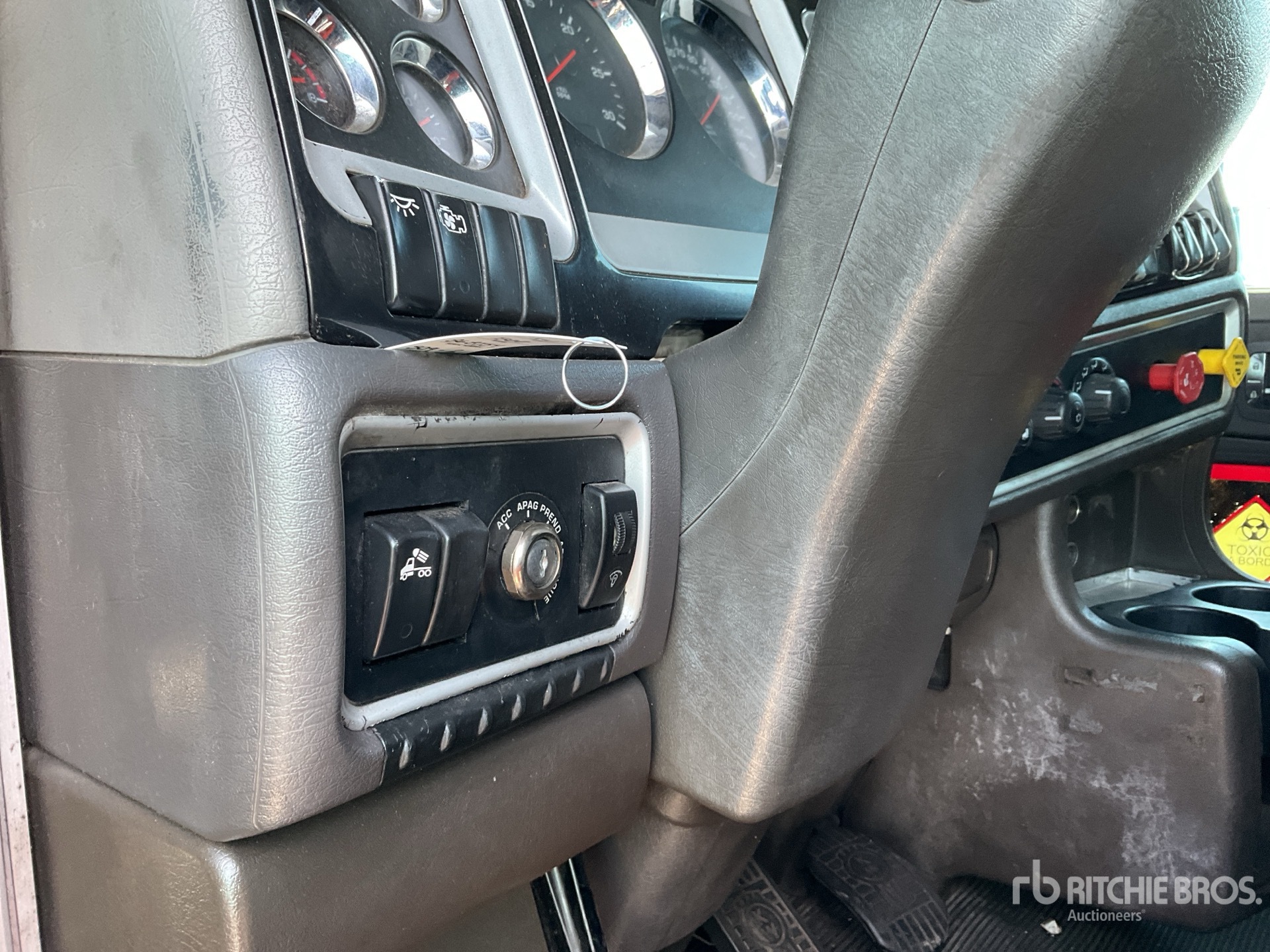 2017 Kenworth T800