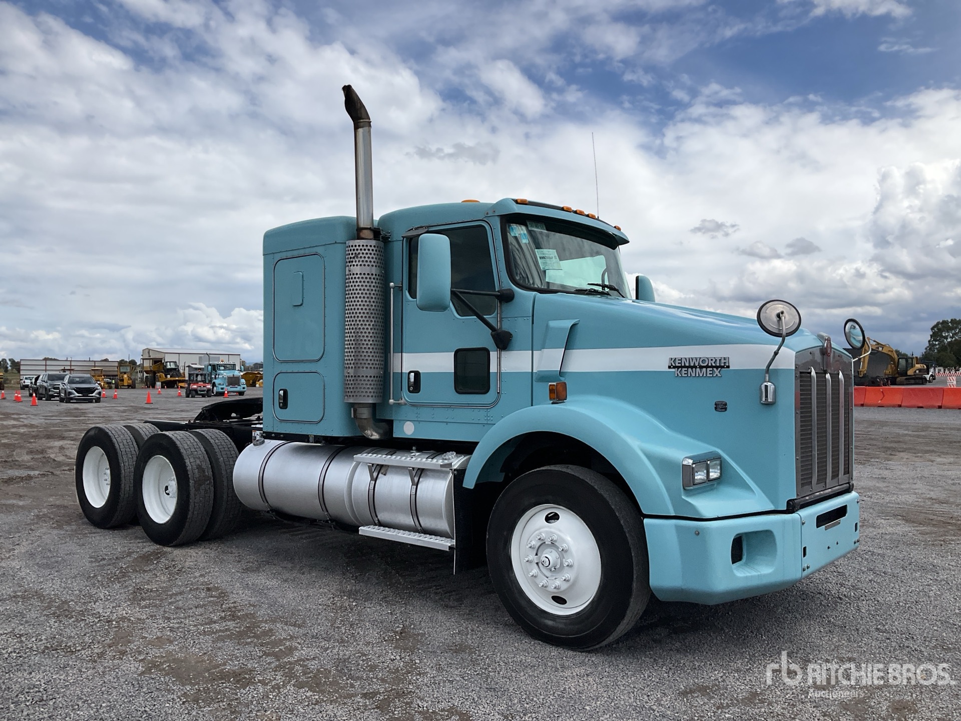 2017 Kenworth T800B