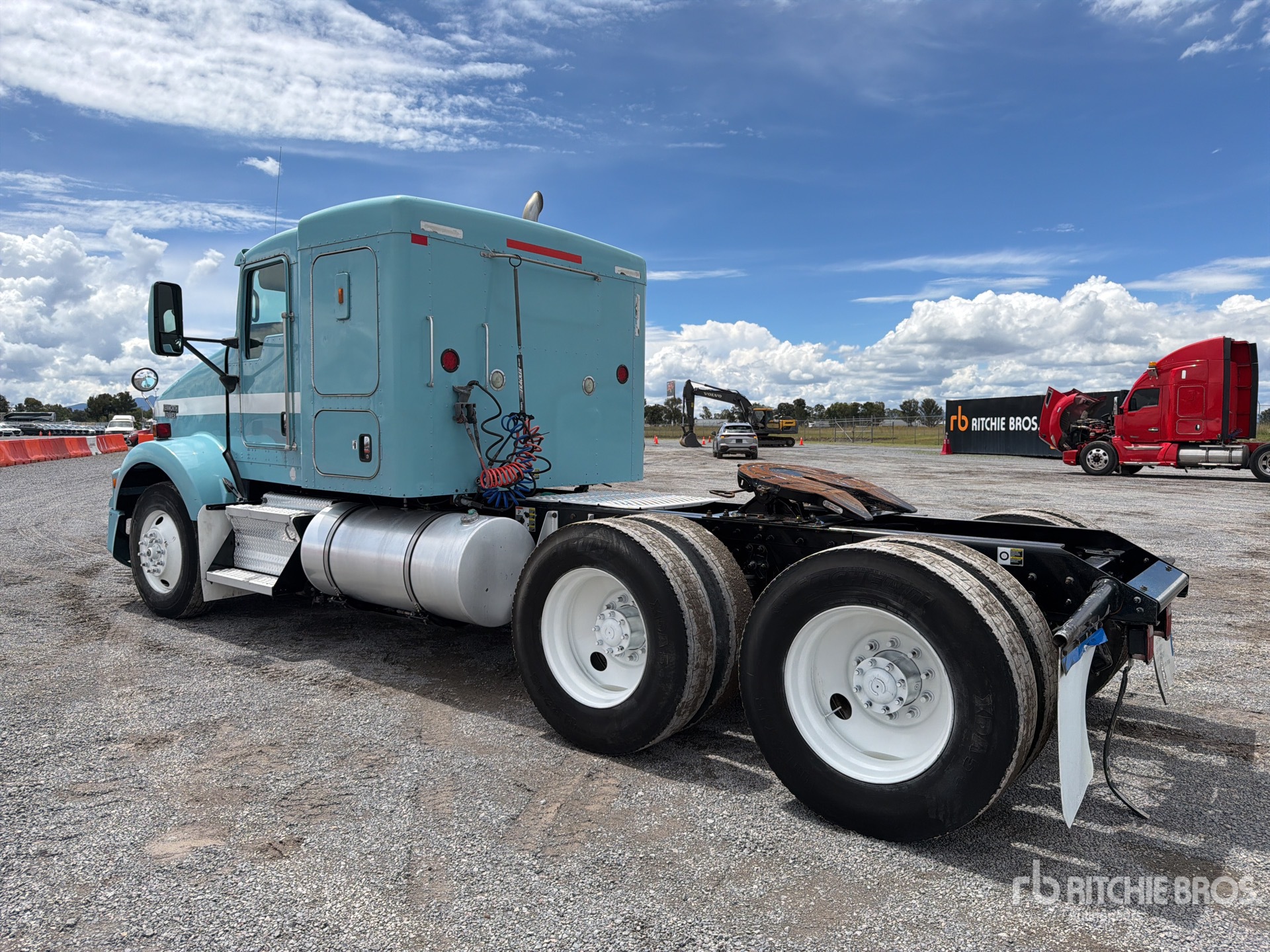 2017 Kenworth T800B