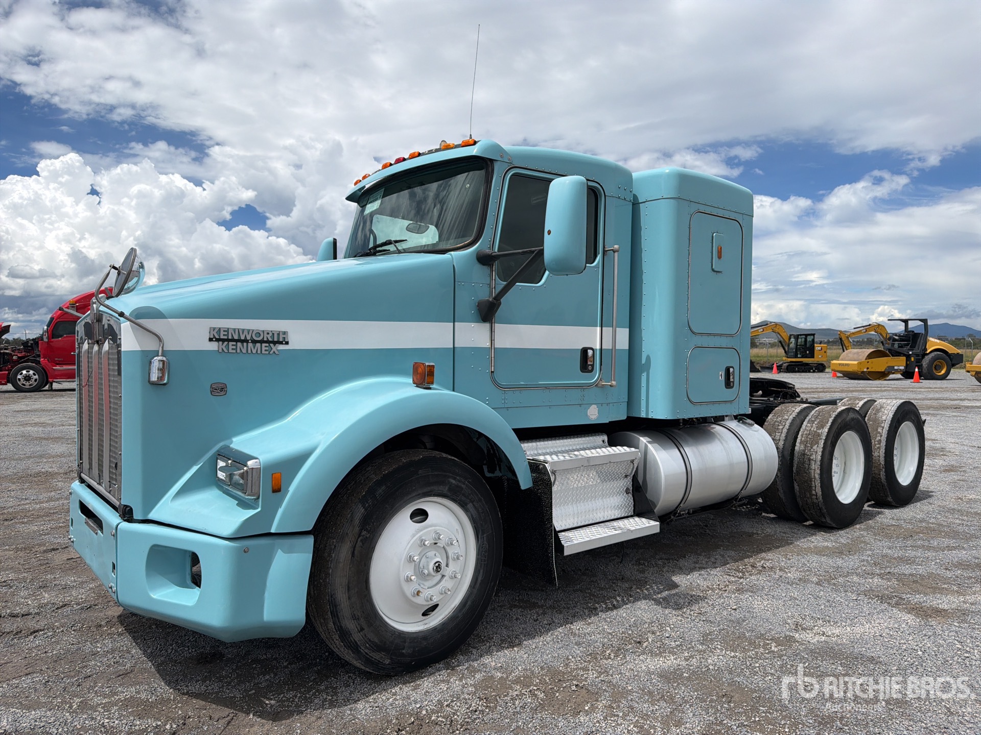 2017 Kenworth T800B
