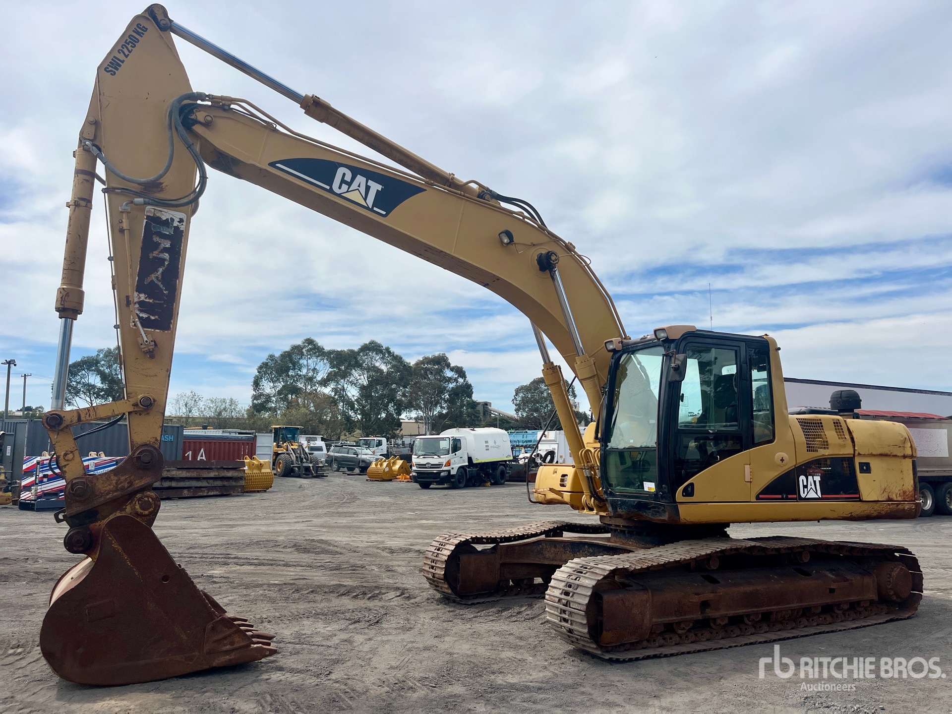 2004 Caterpillar 322C