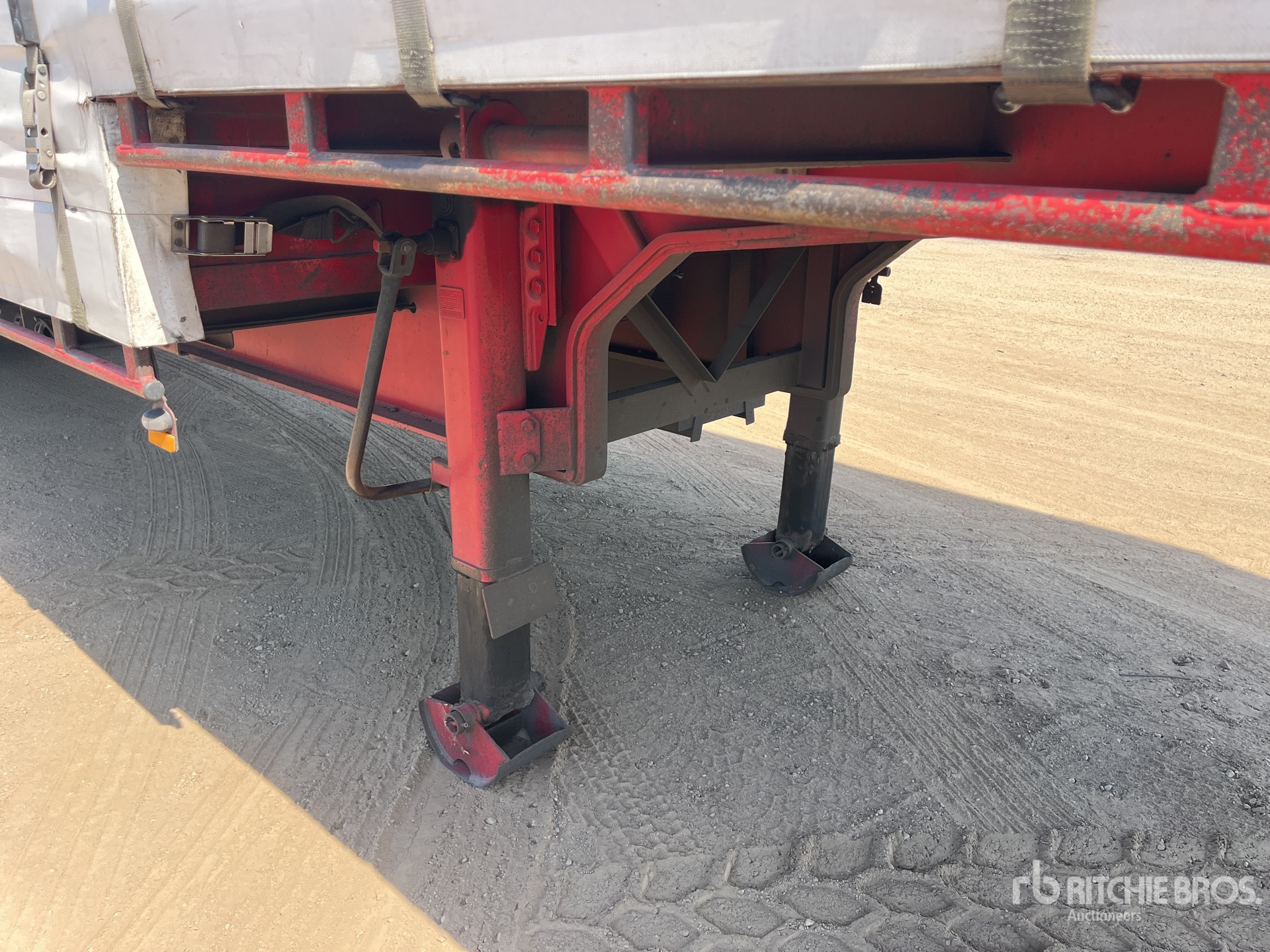 2002 Kruger 13.3 m Tri/A Step Deck