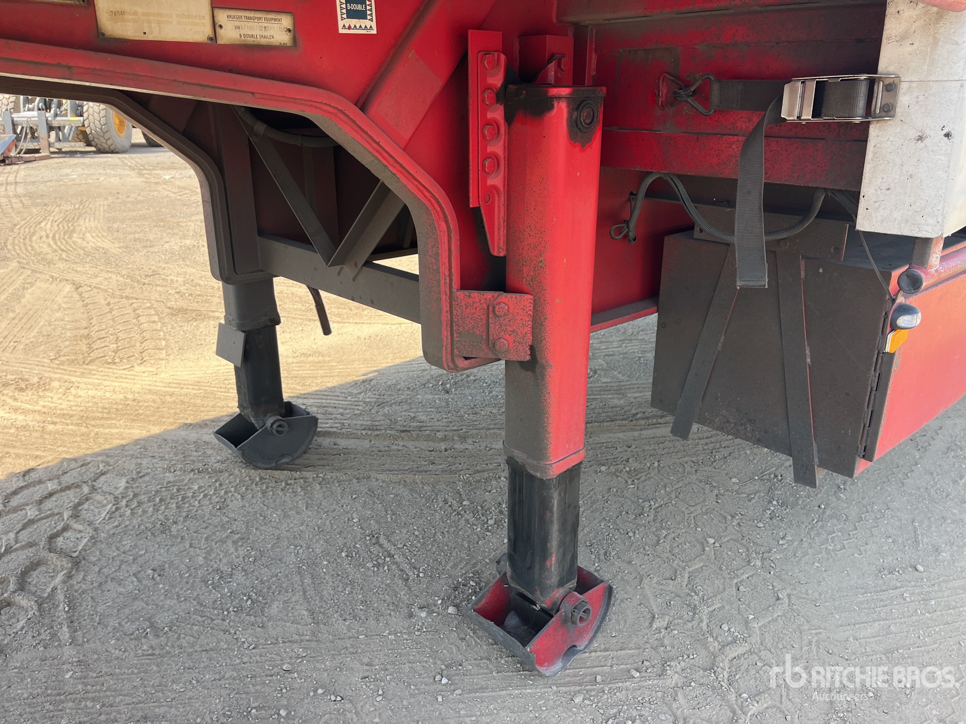 2002 Kruger 13.3 m Tri/A Step Deck