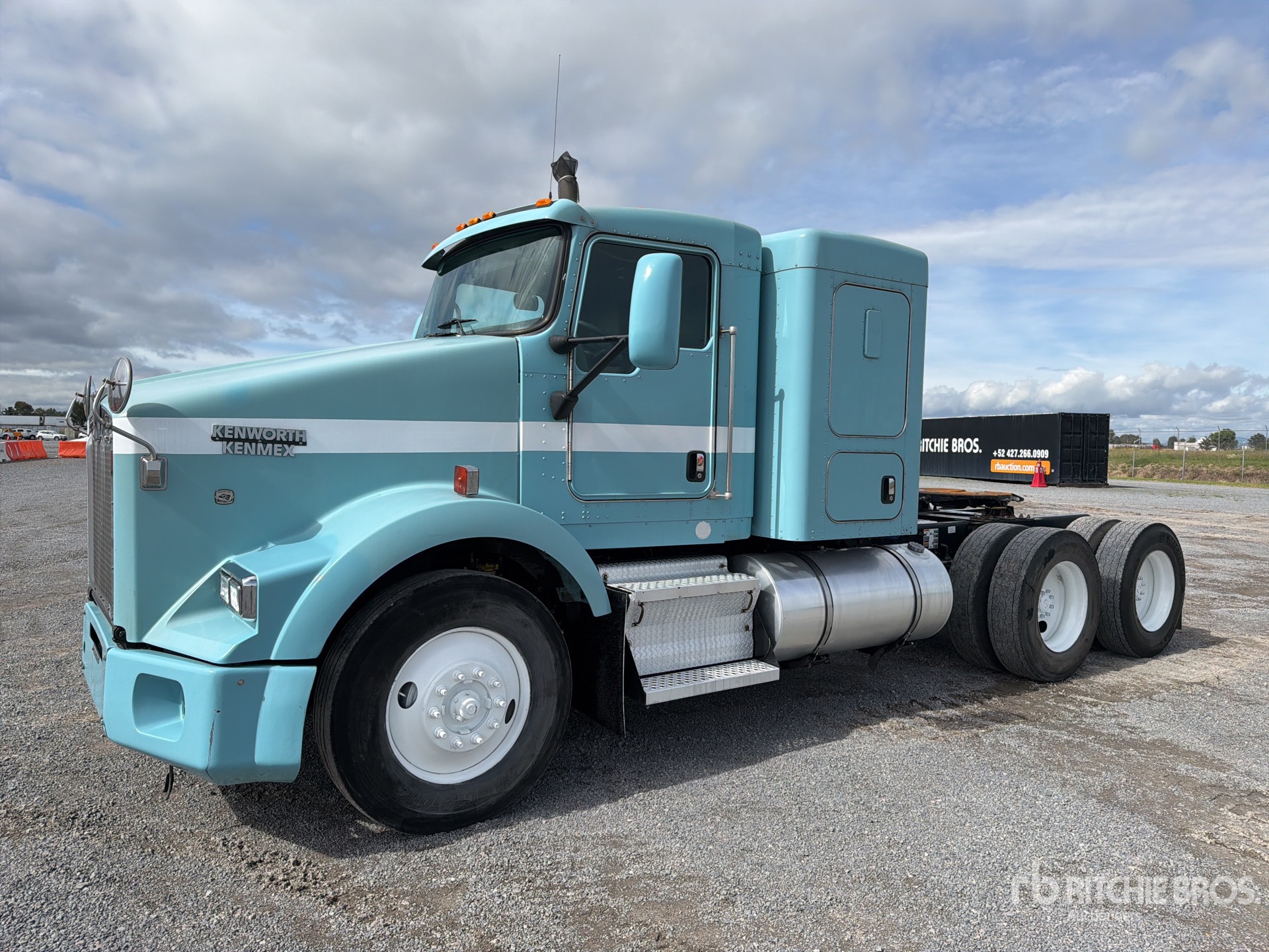 2017 Kenworth T800