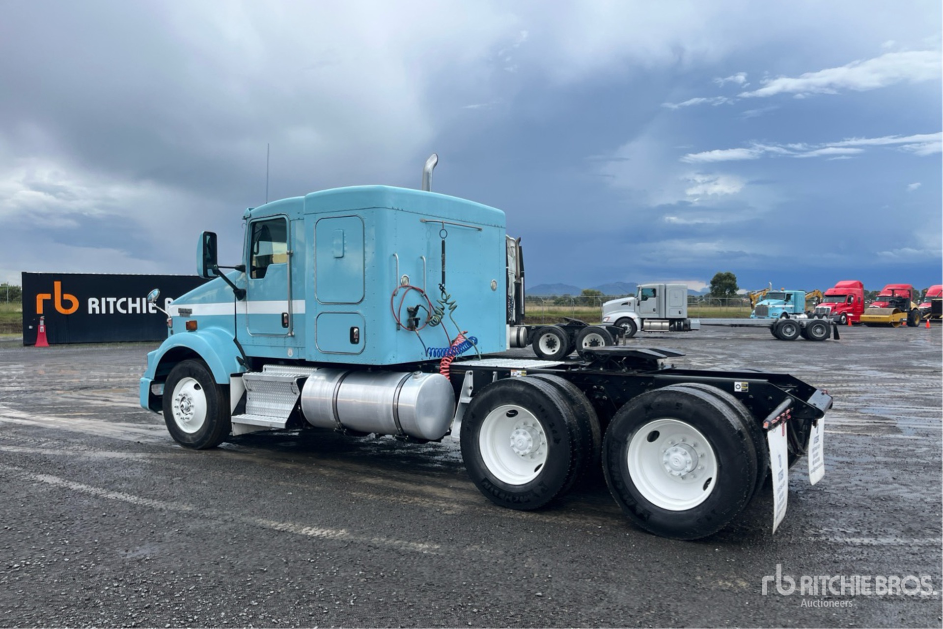 2016 Kenworth T800