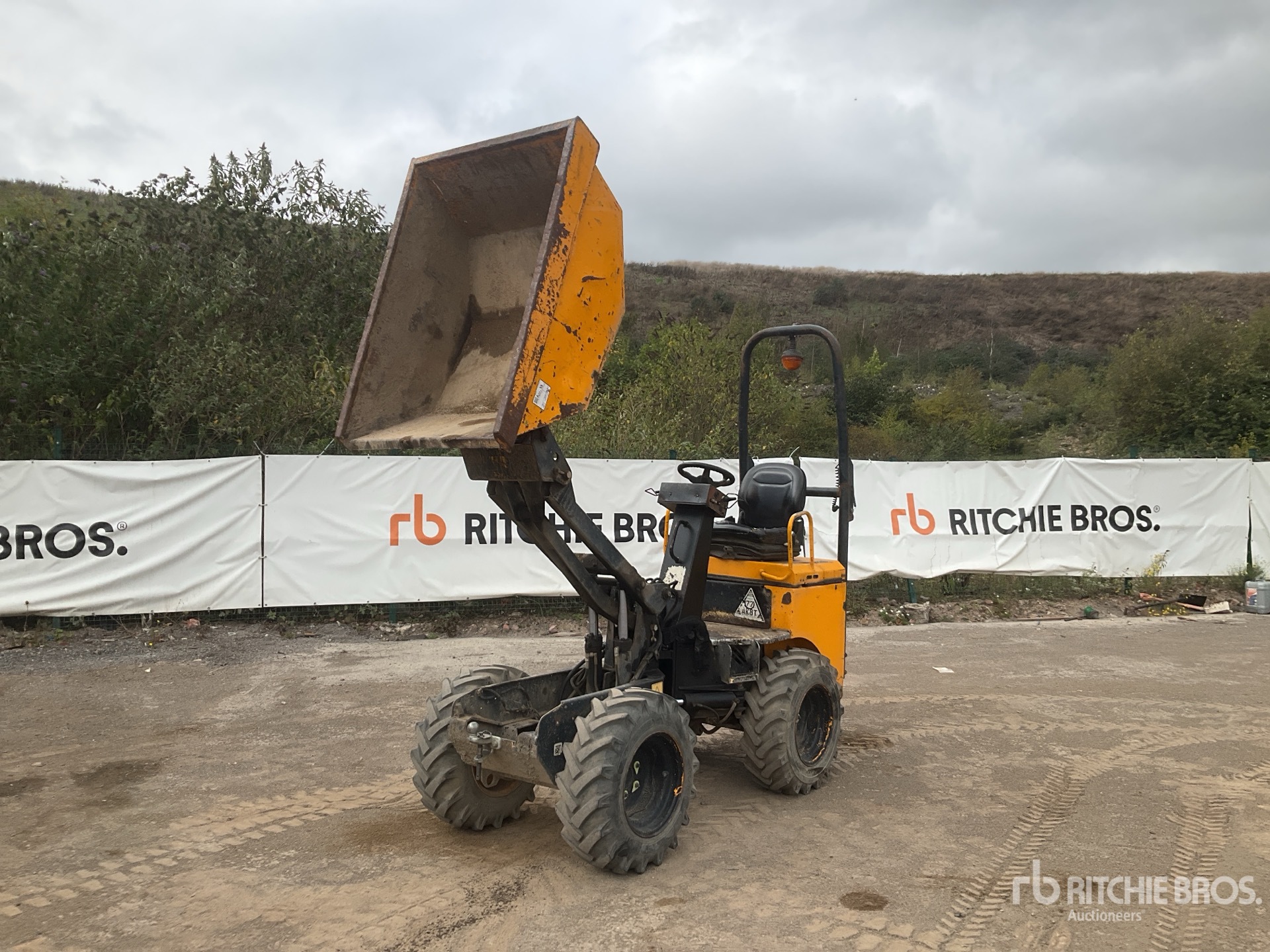 2015 JCB 1THT