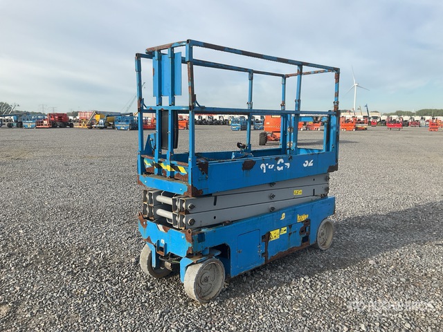 Genie GS-2032 Scissor Lift
