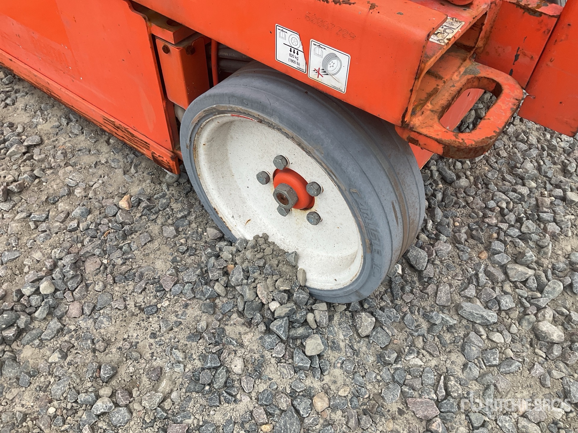 Skyjack SJIII-3220