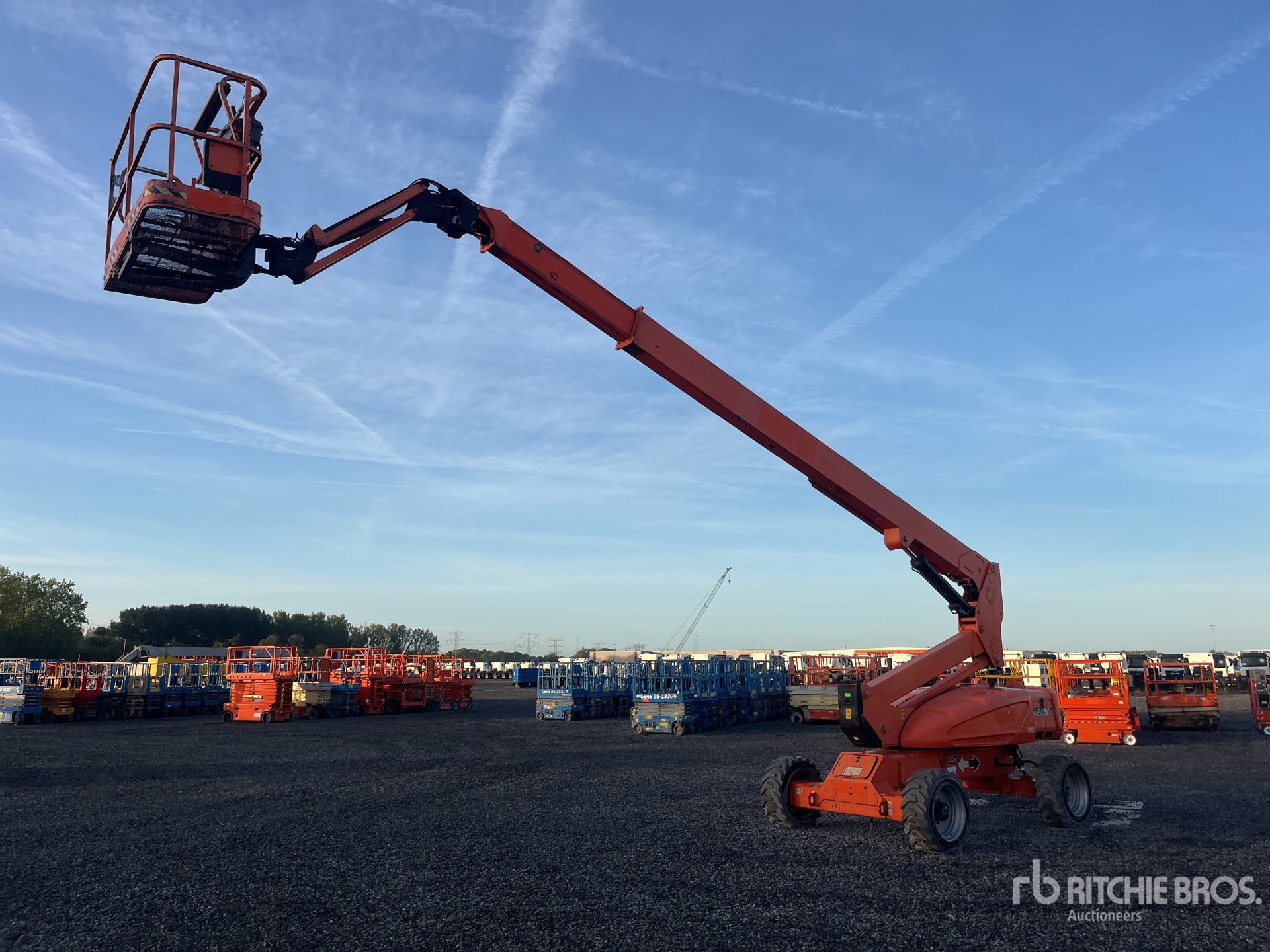 2015 JLG M600JP