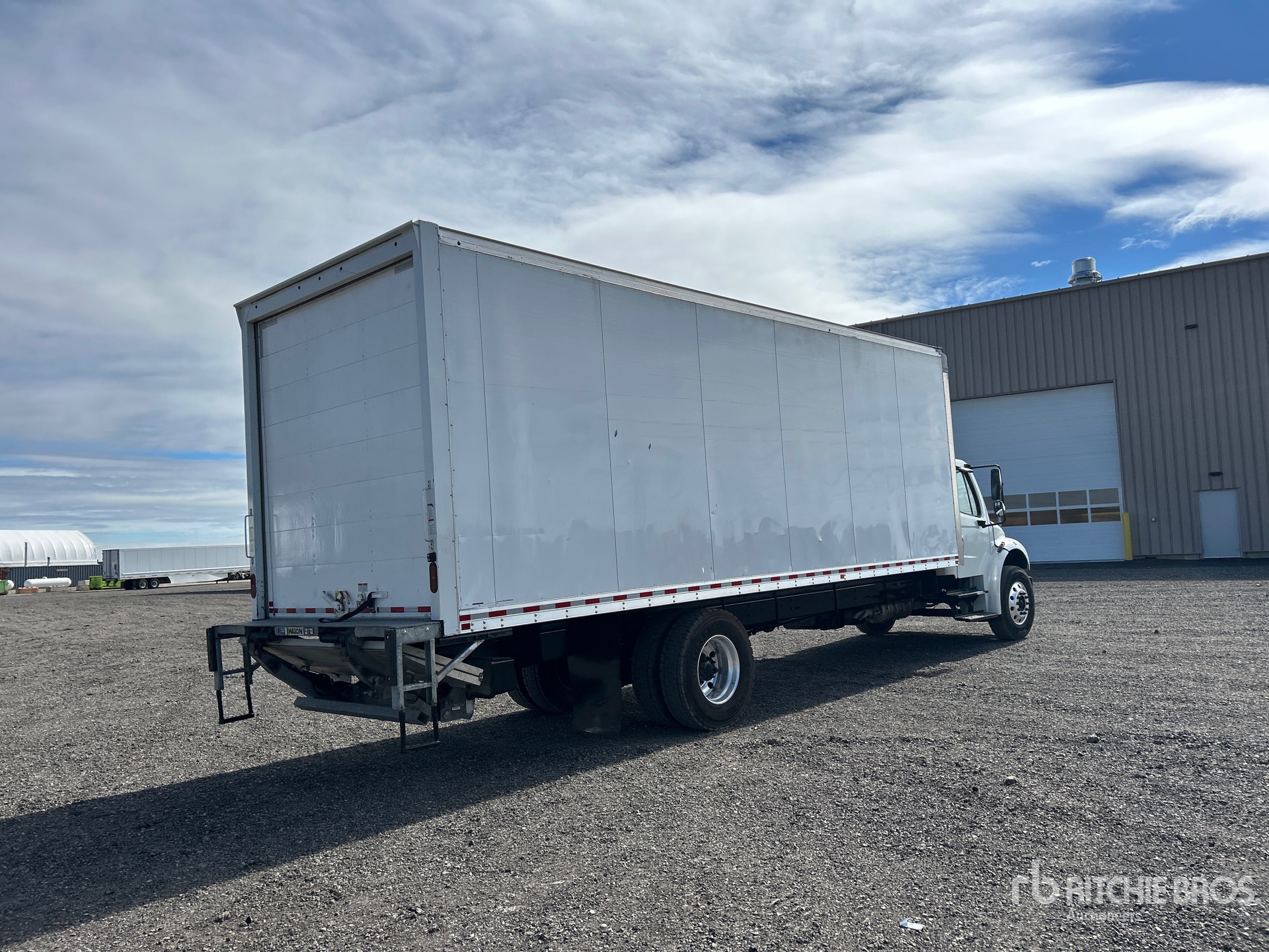 2024 Freightliner M2 106