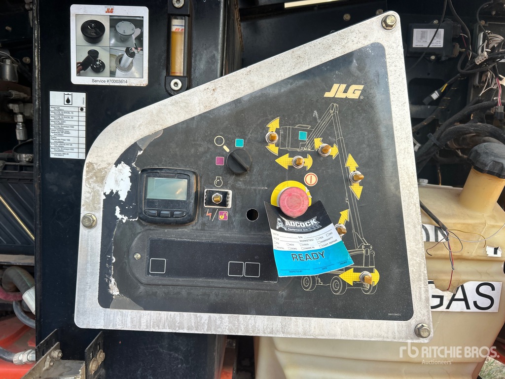 Basic Lower Control Station with