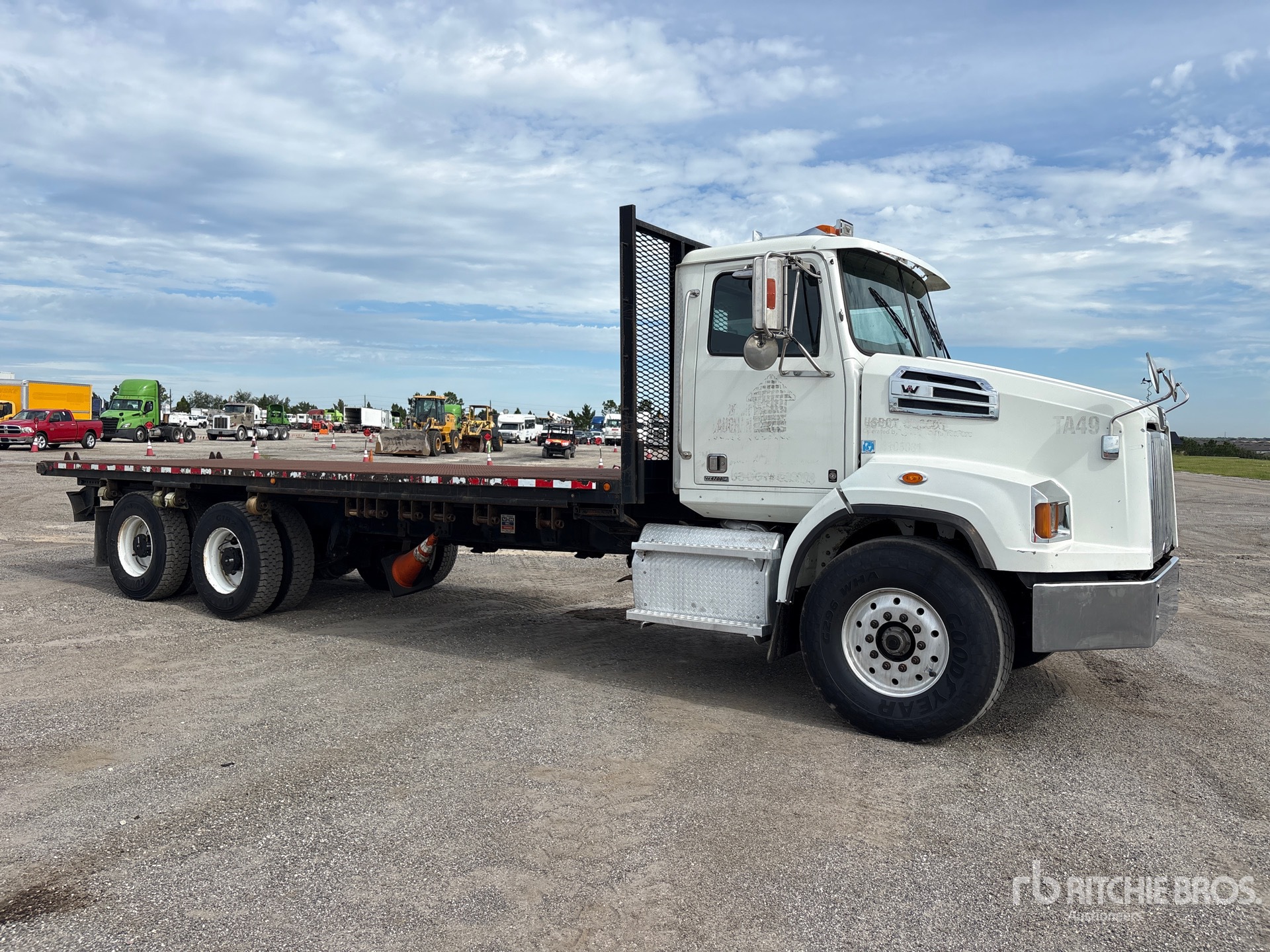 2017 Western Star 4700SB