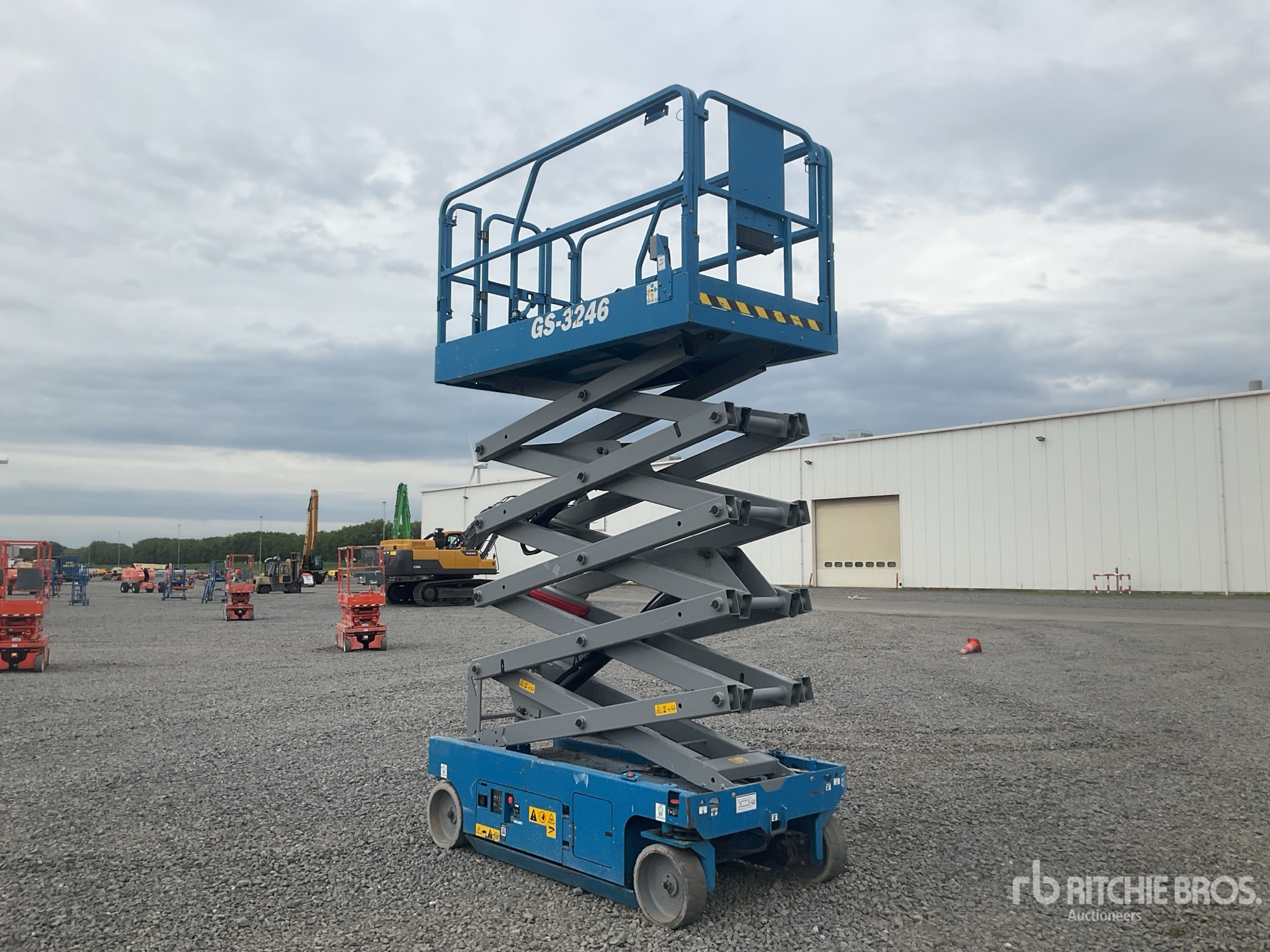 2019 Genie GS3246