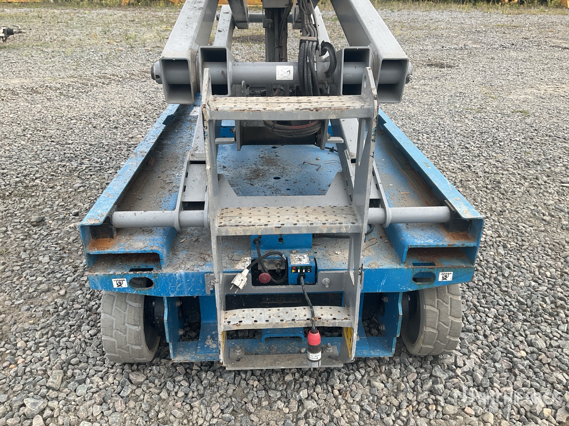 2019 Genie GS3246