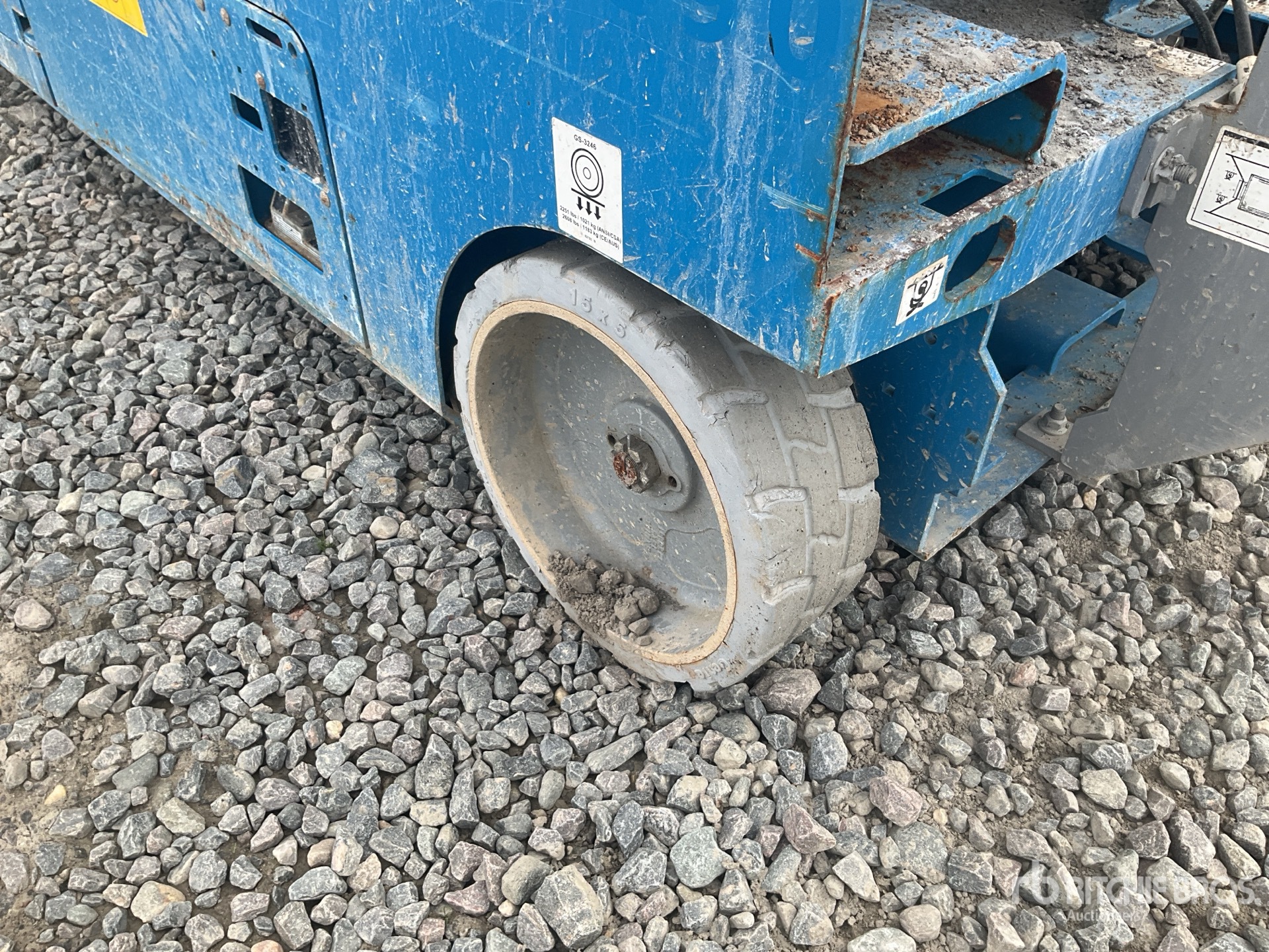 2019 Genie GS3246