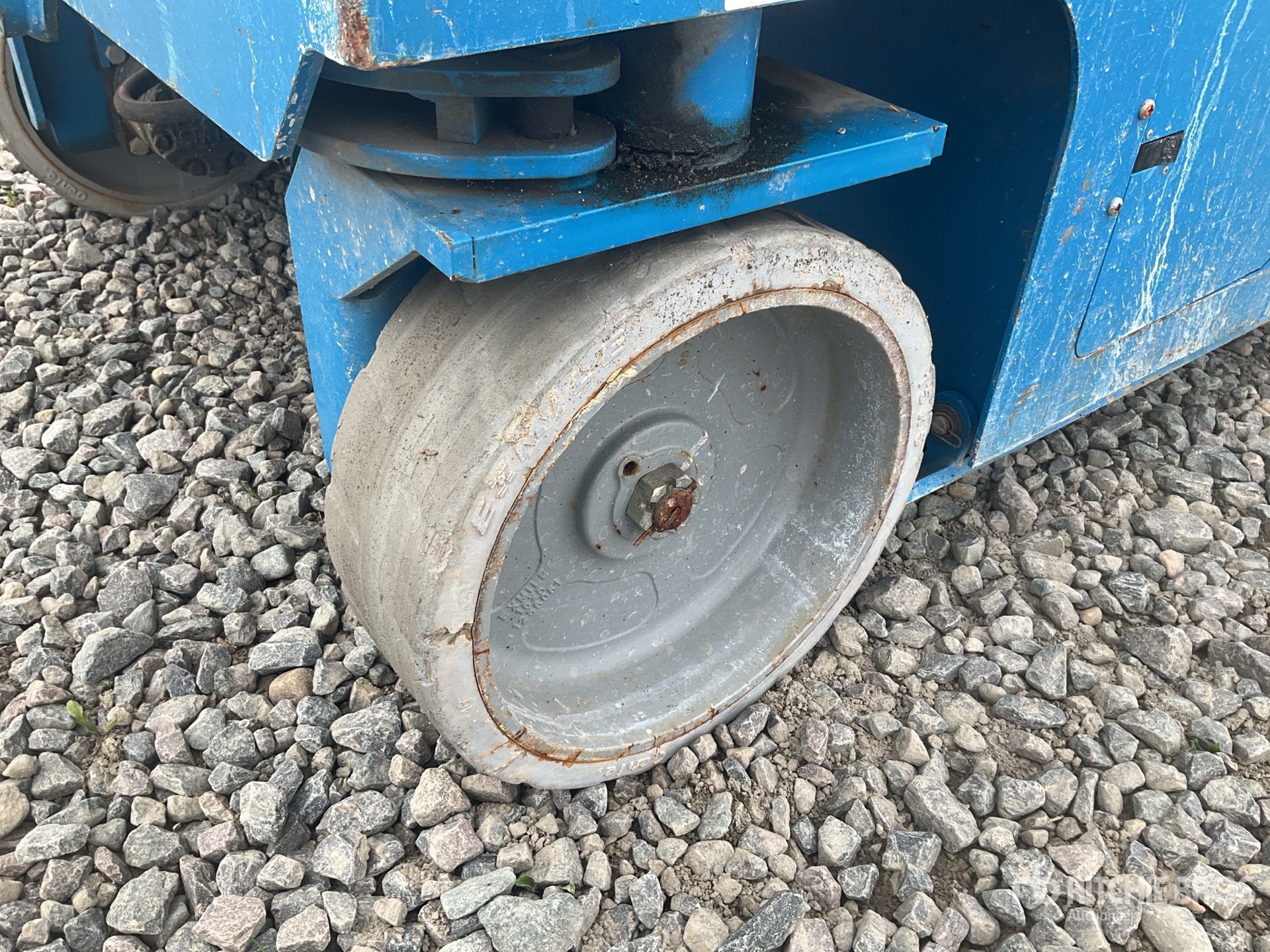 2019 Genie GS3246