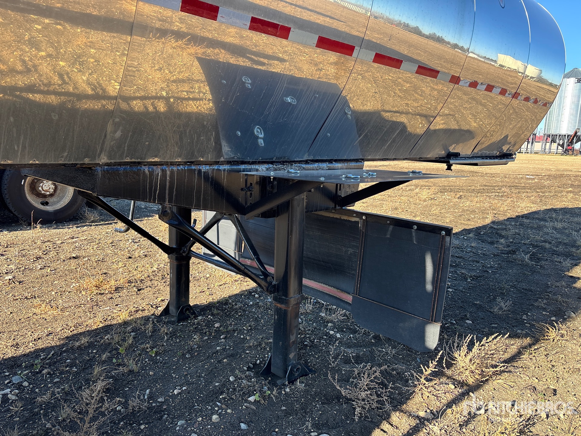 1980 Polar 26000 L T/A