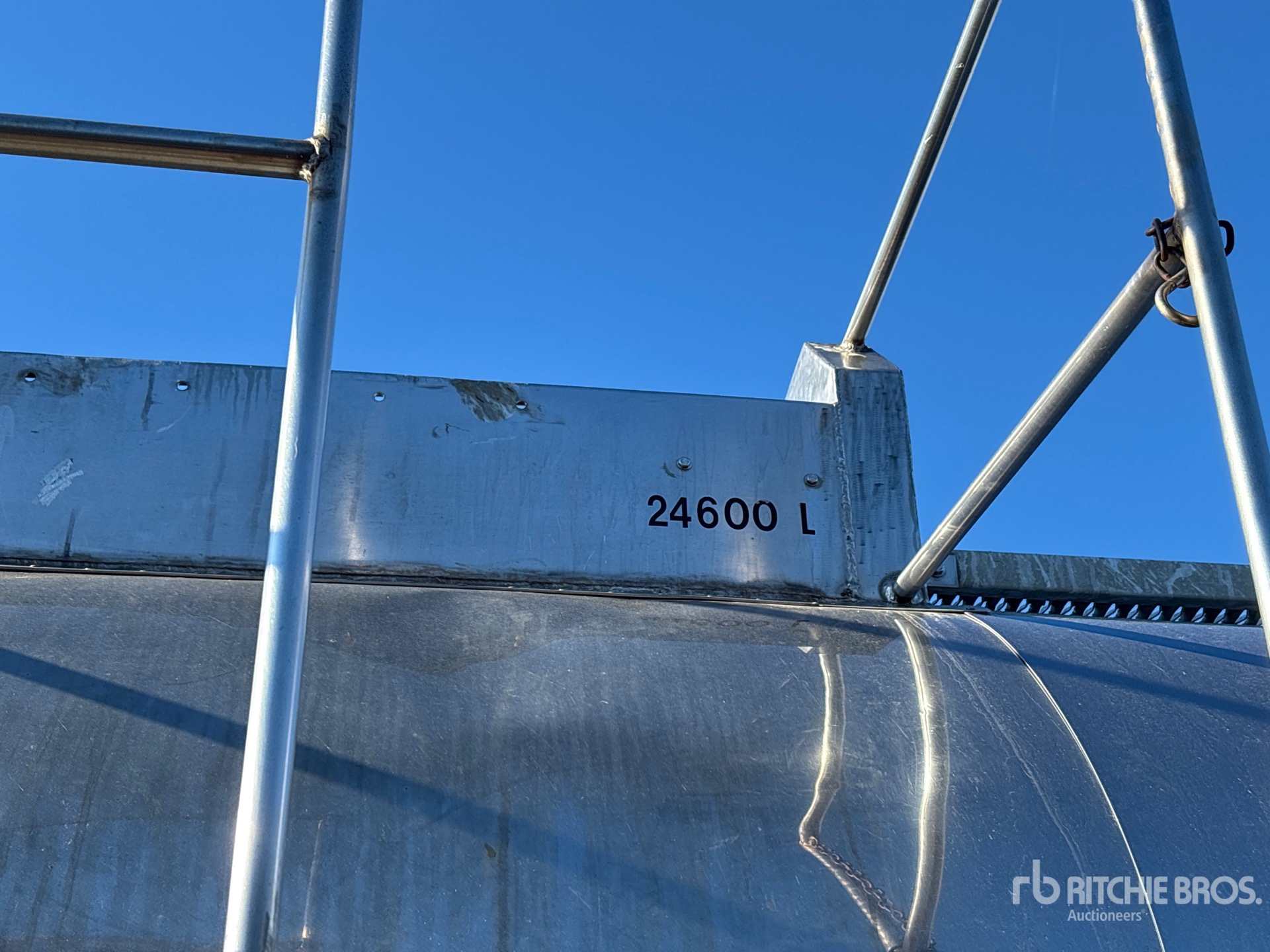 1980 Polar 26000 L T/A