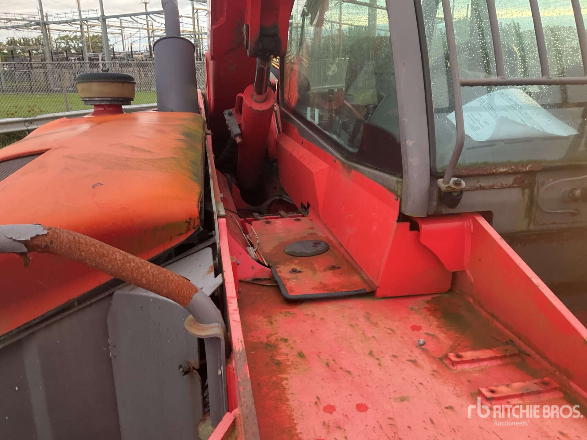 2012 Manitou MT1030