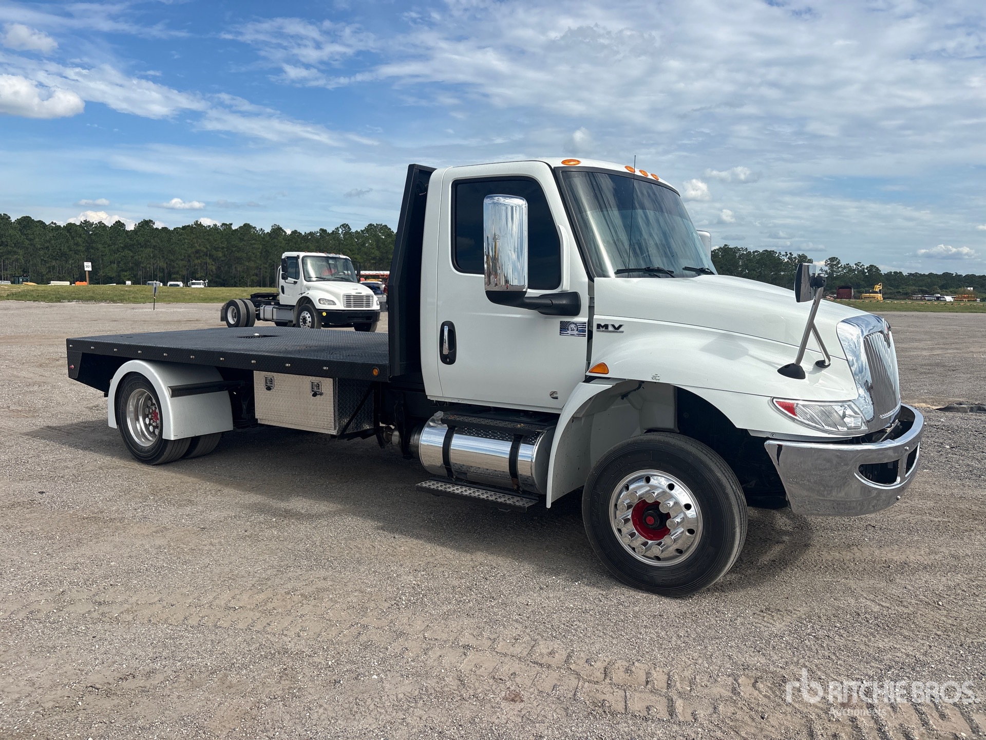 2020 International MV607