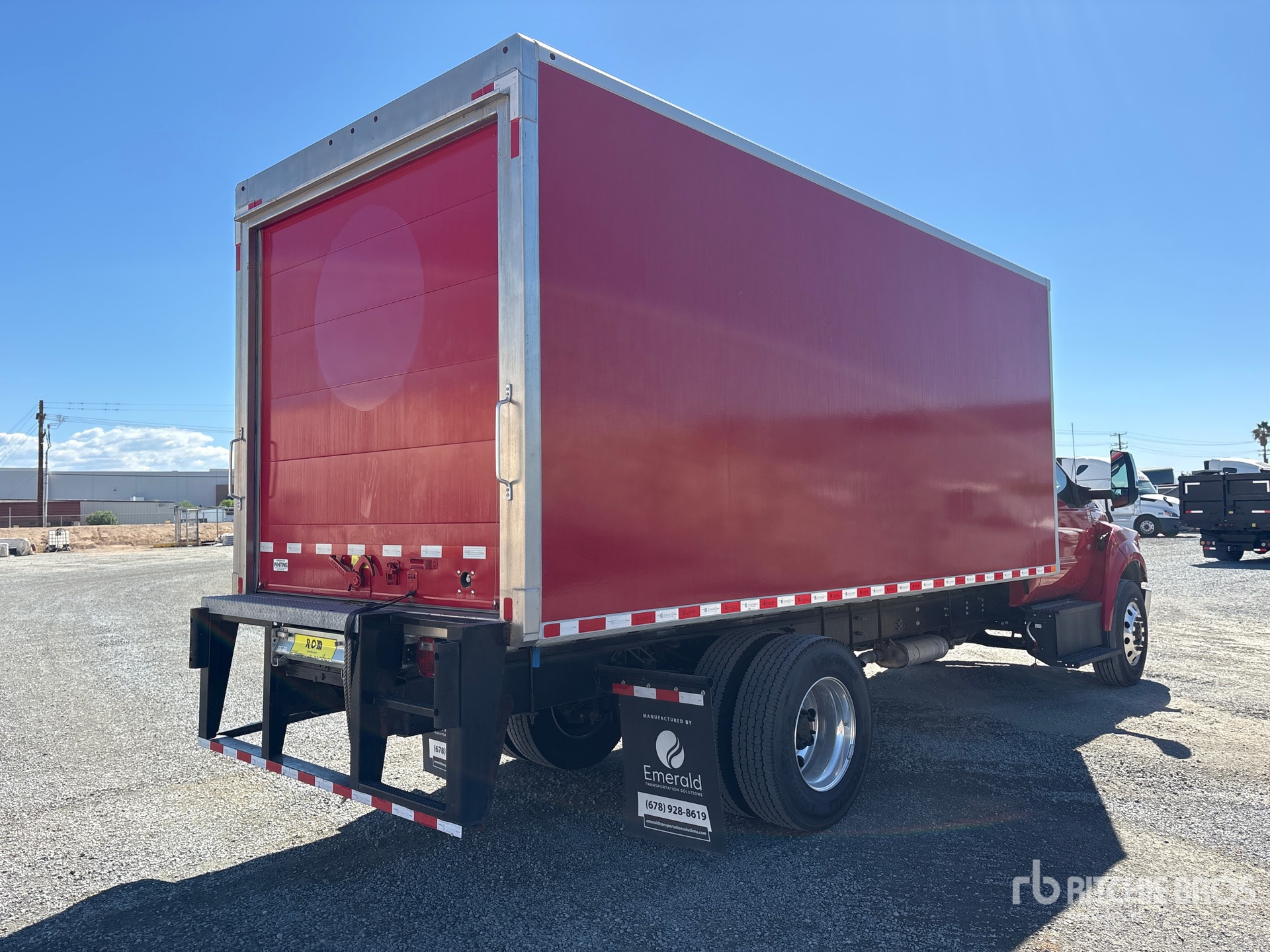 2025 Ford F-750