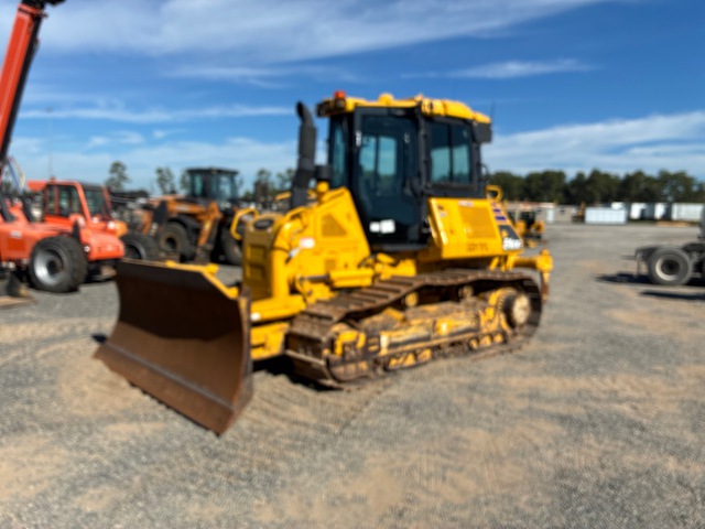 2023 Komatsu D51EXI-24 Crawler Dozer 2023 Komatsu D51EXI-24 Crawler Dozer