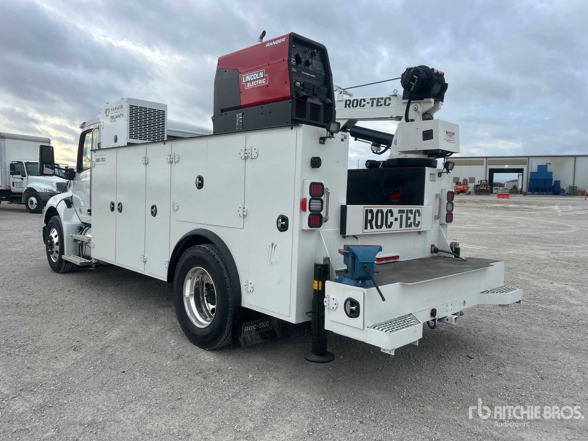 2026 Peterbilt 536
