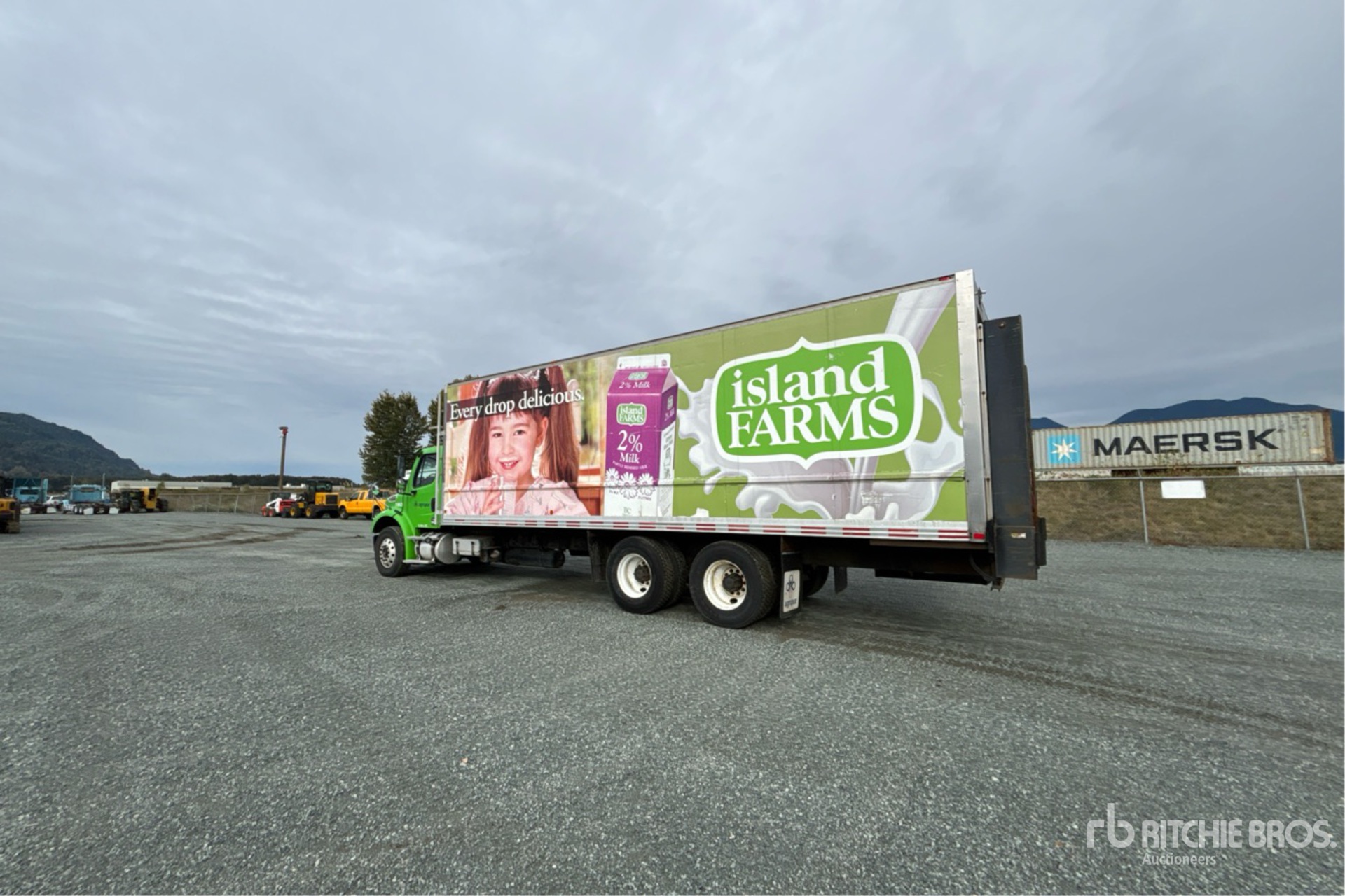 2009 Freightliner M2 112