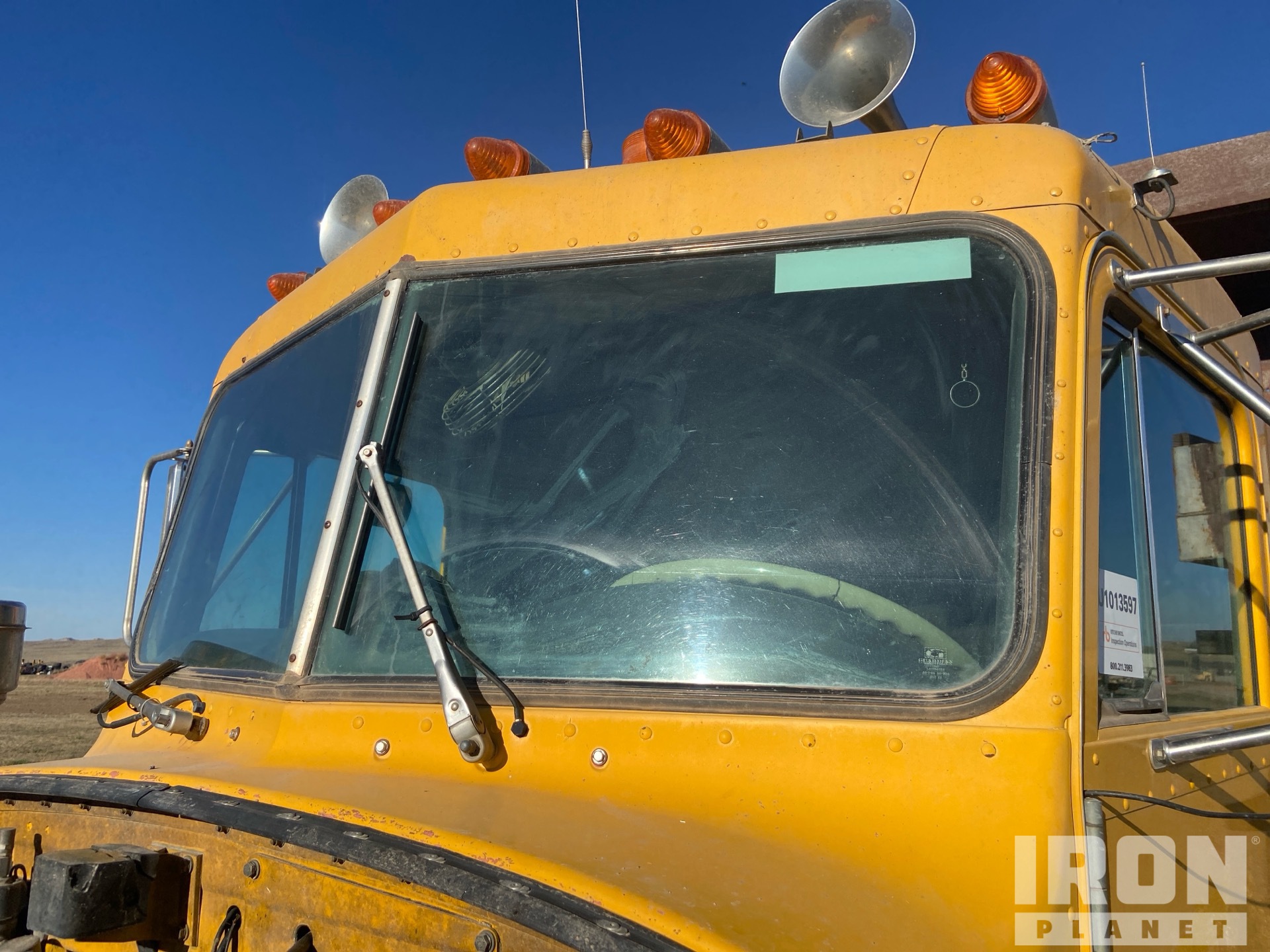 1984 Peterbilt 348