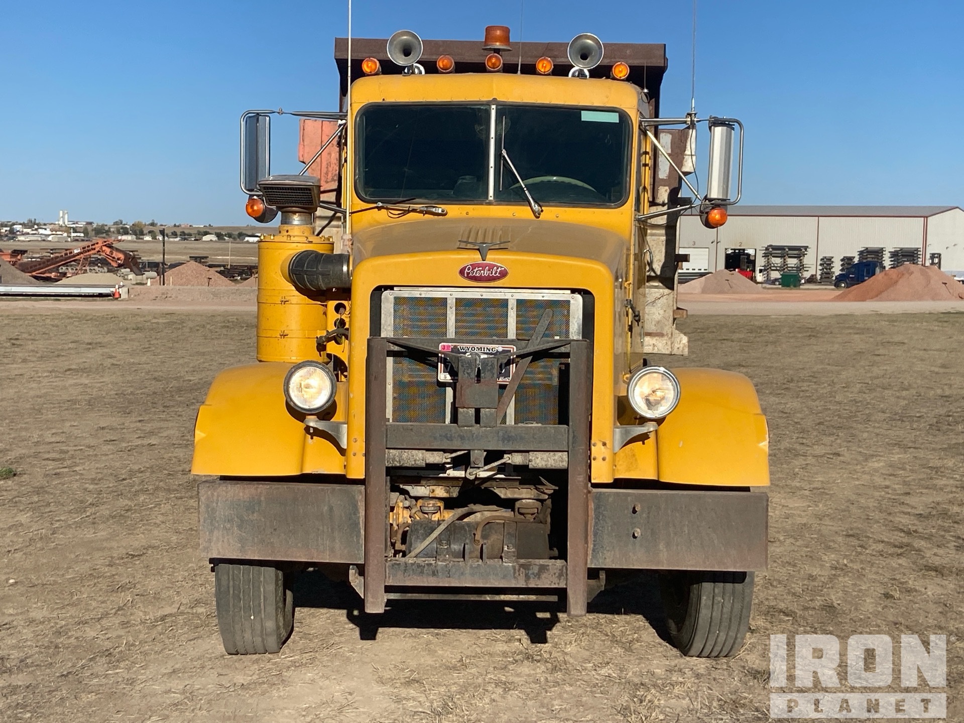 1984 Peterbilt 348