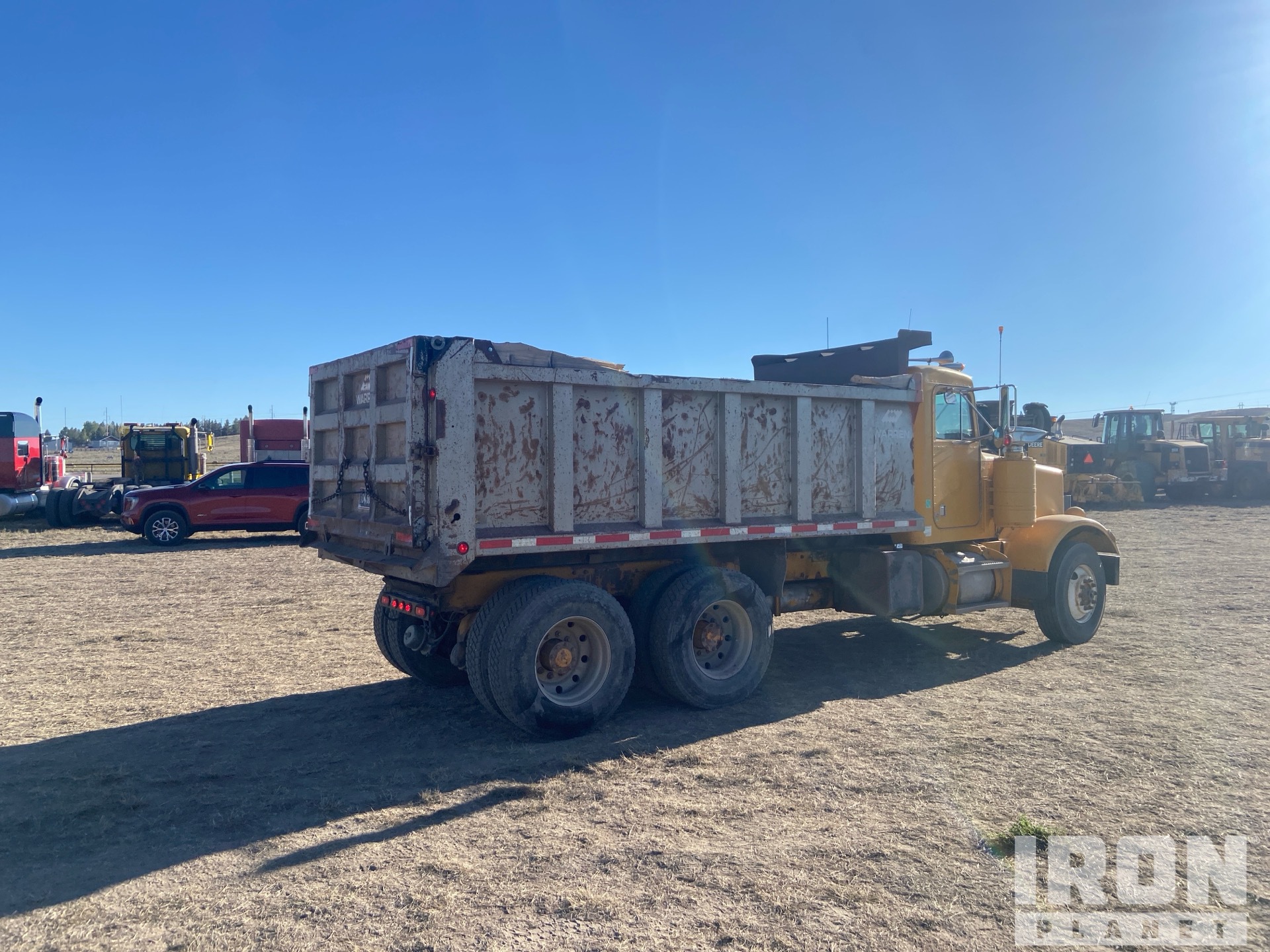 1984 Peterbilt 348