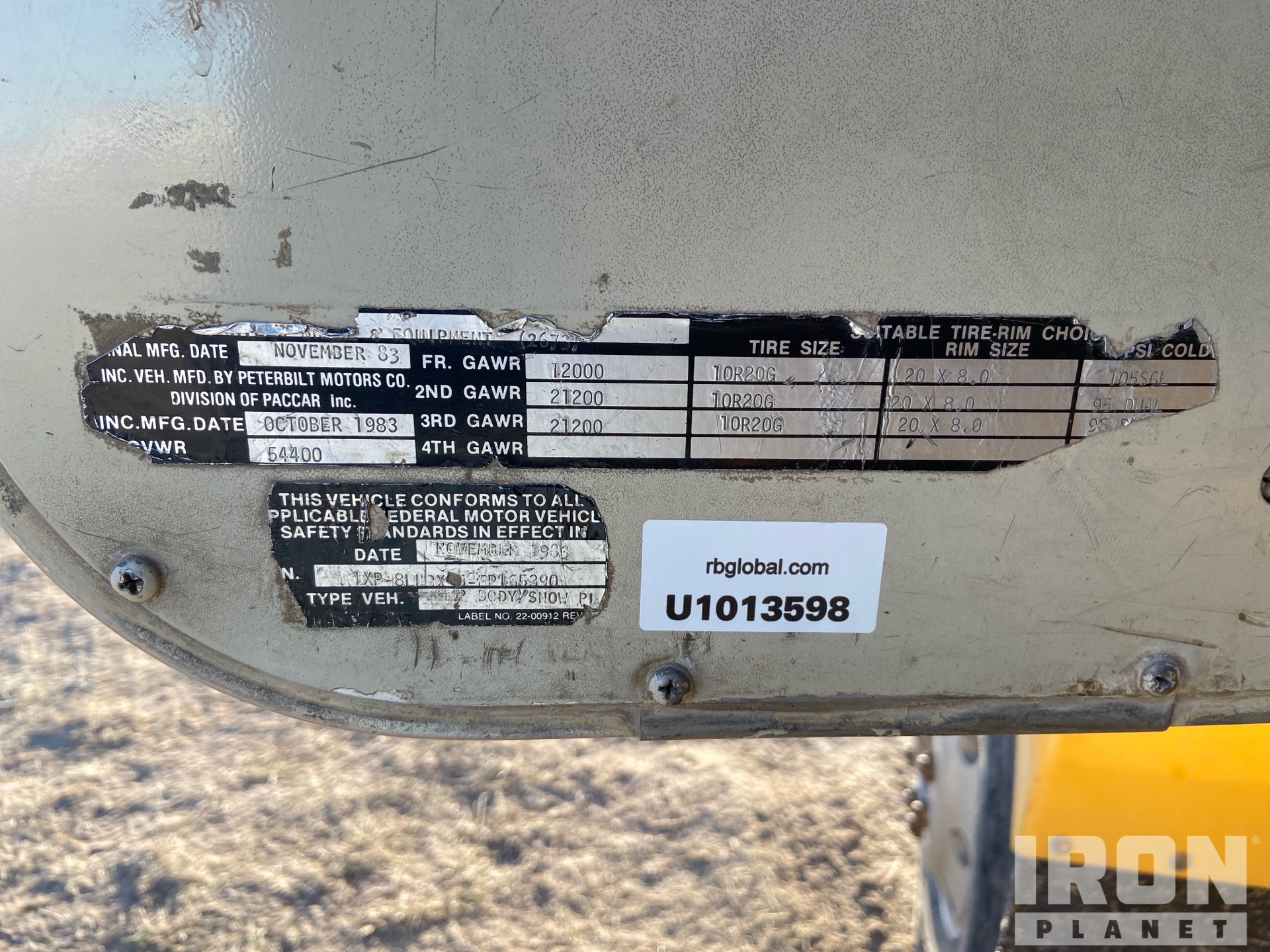 1984 Peterbilt 348
