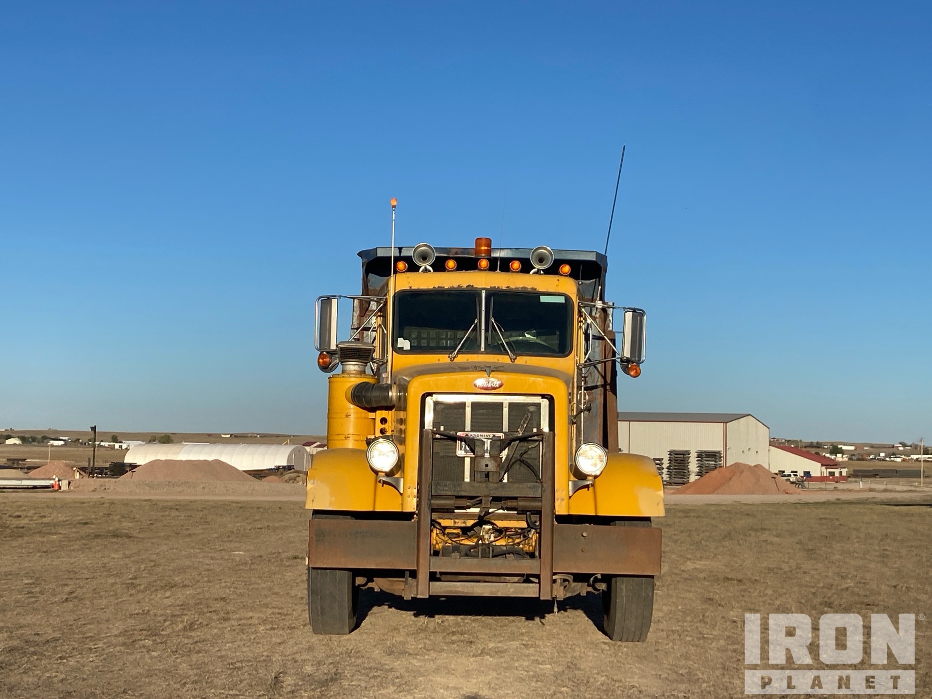1984 Peterbilt 348