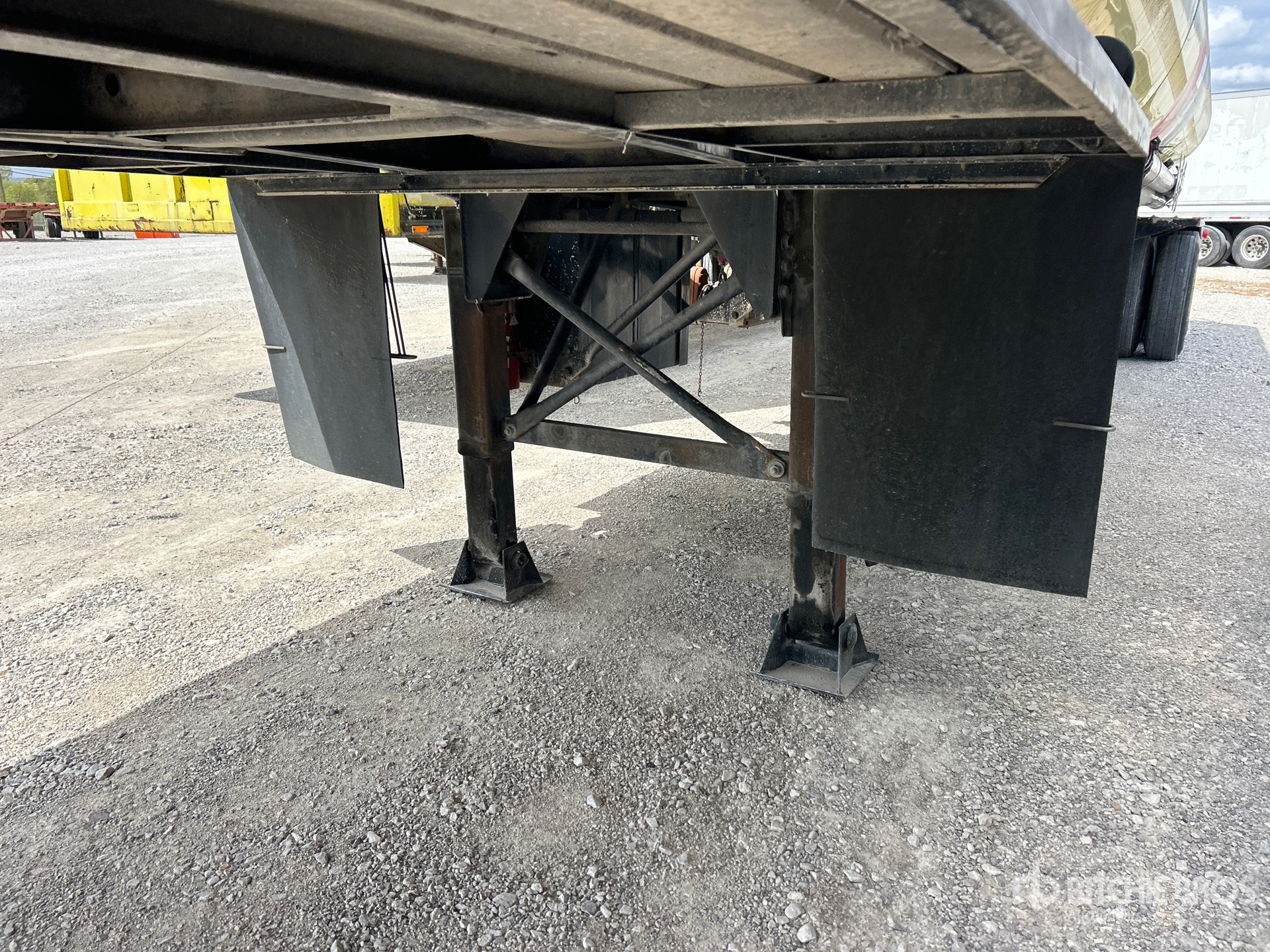 1989 Heil 8000 gal T/A