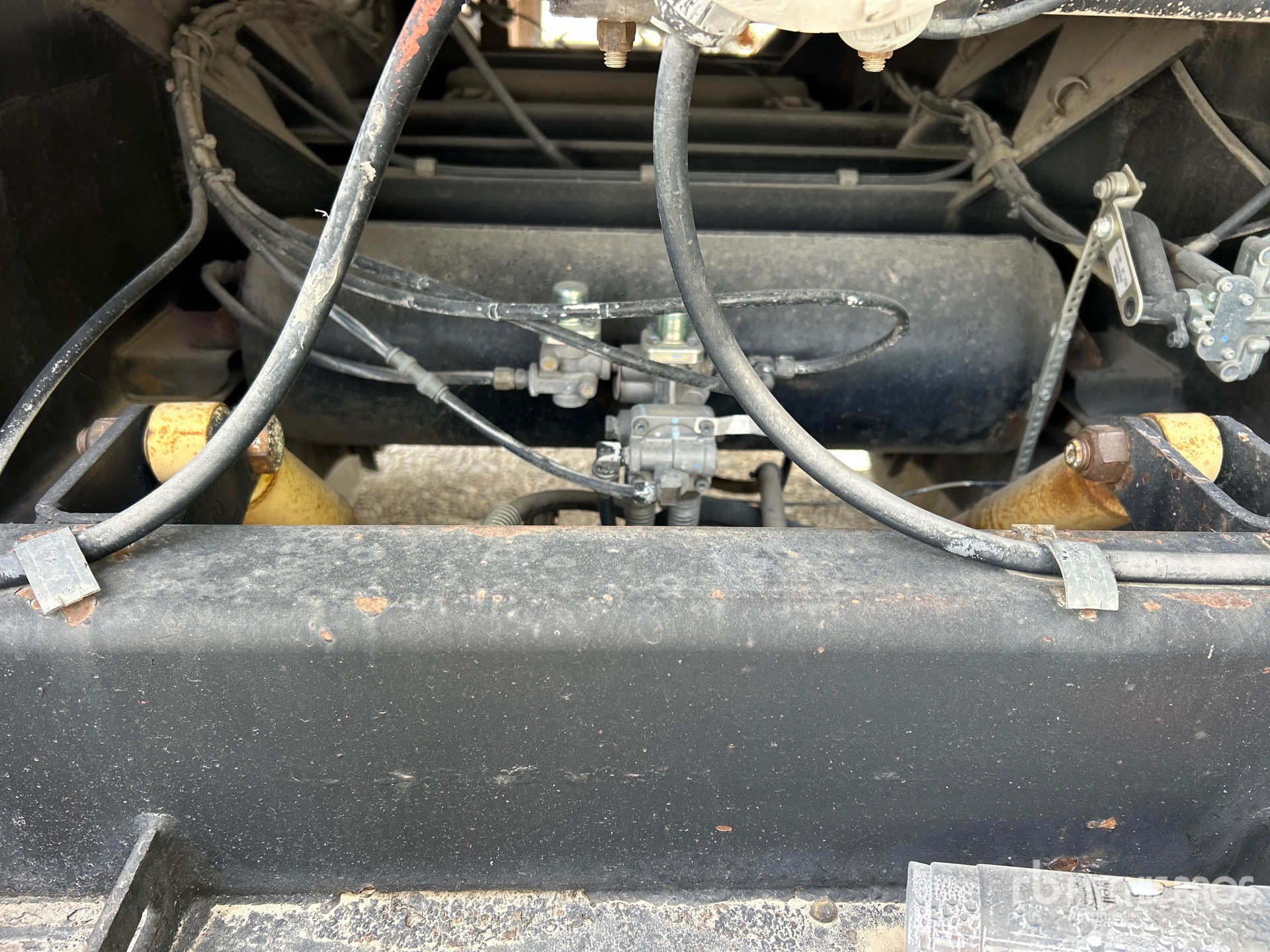 1989 Heil 8000 gal T/A