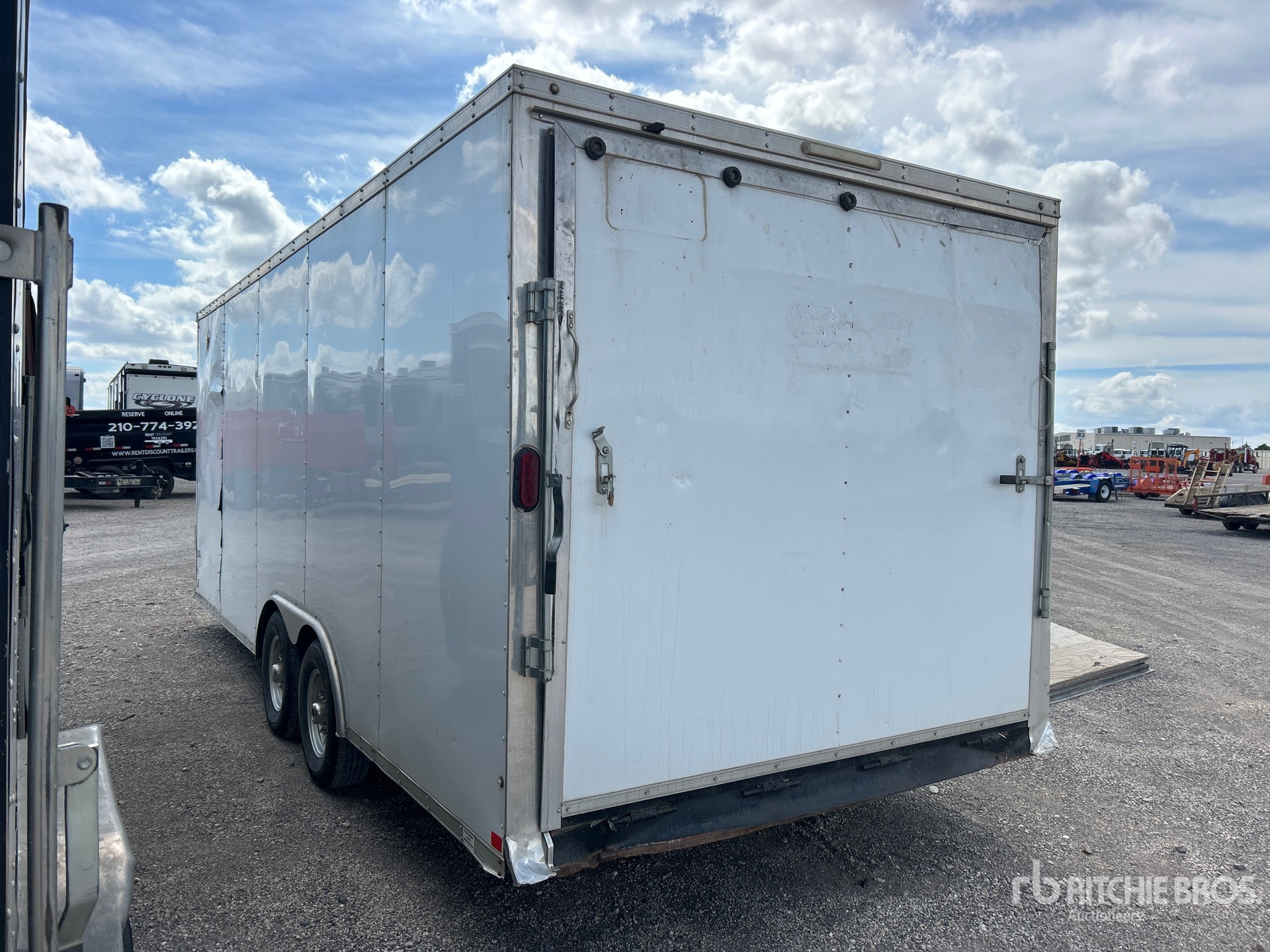 2018 Sure-Trac 20 FT T/A
