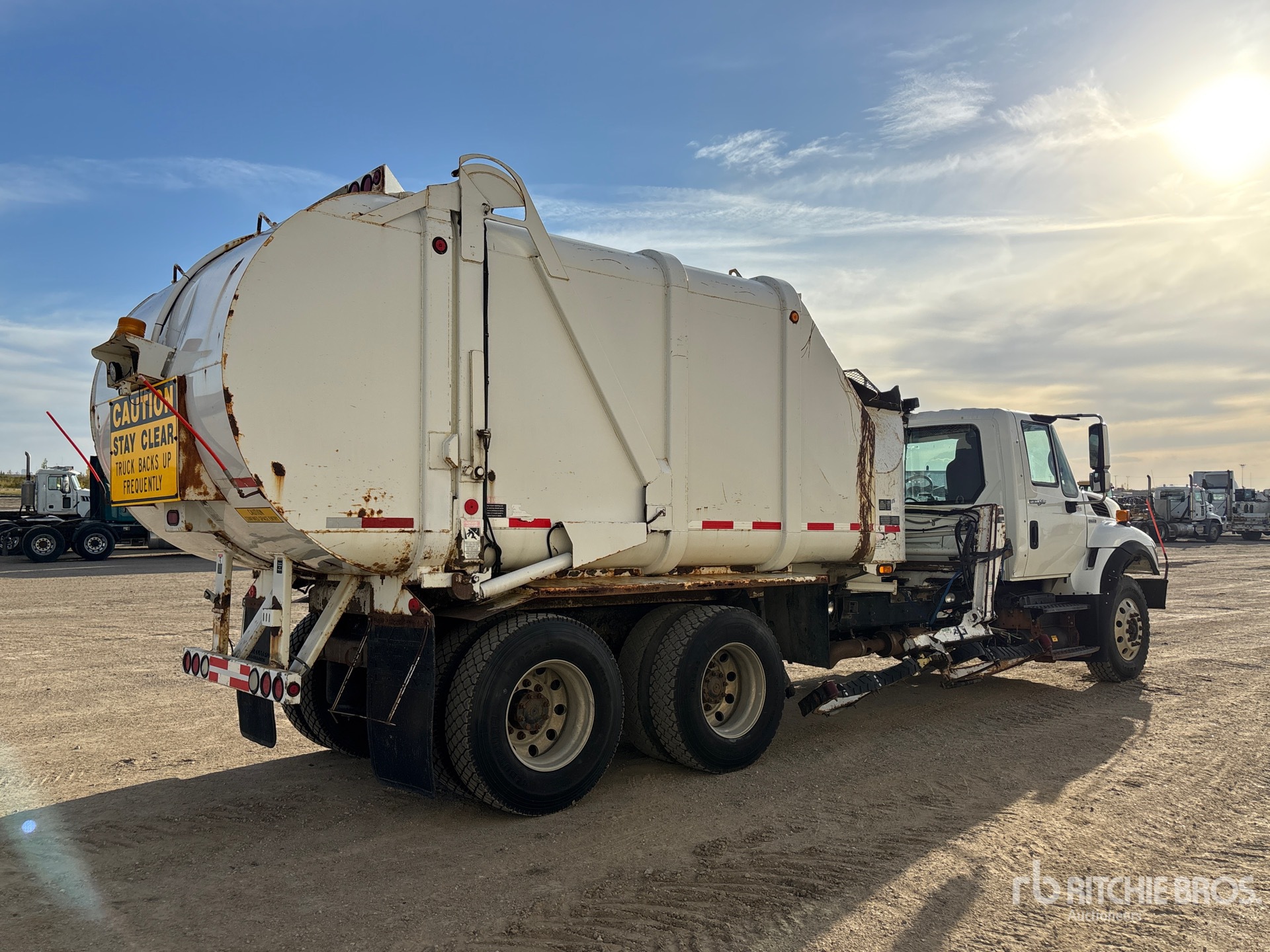 2009 International 7500SBA